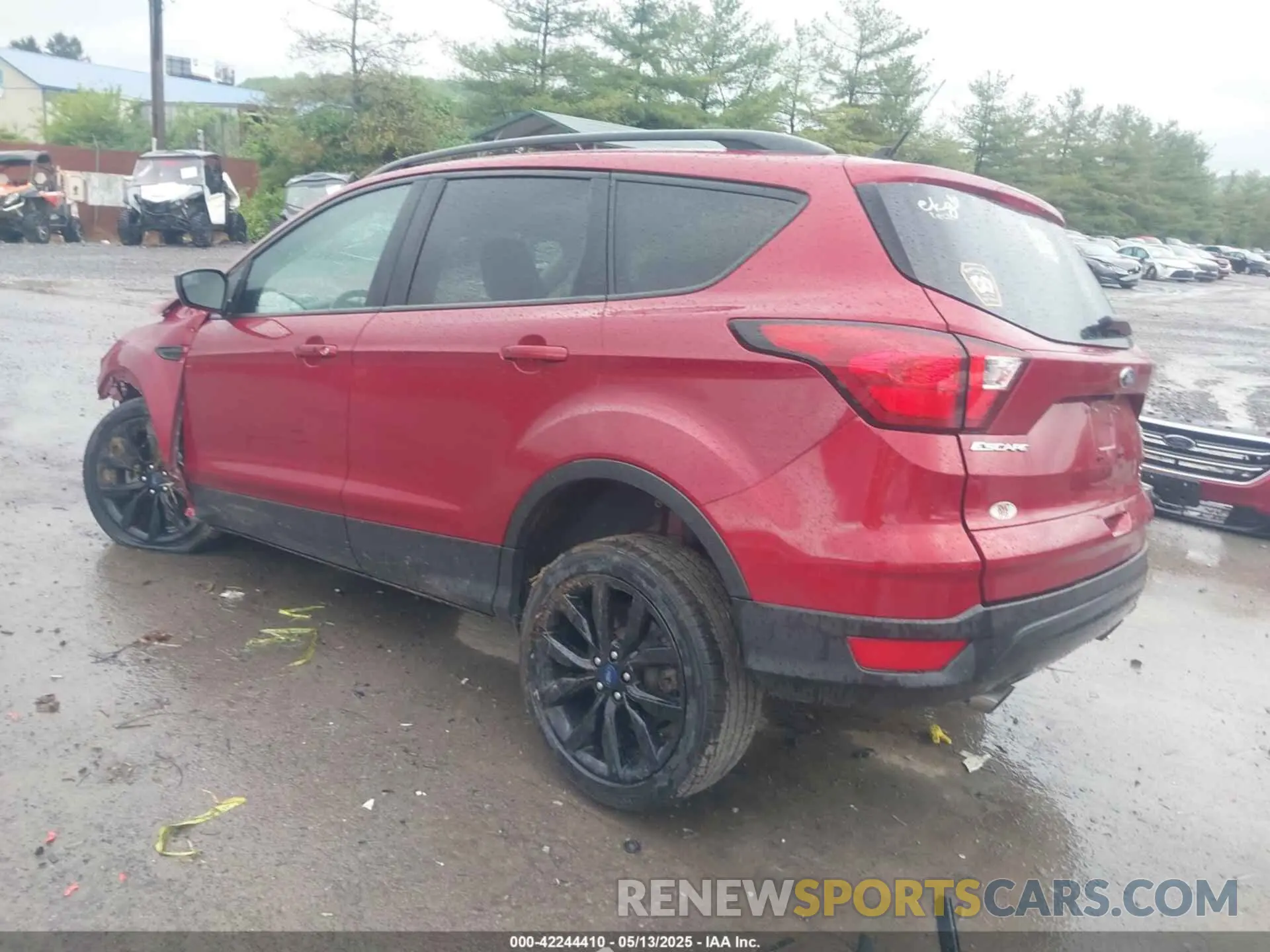 3 Photograph of a damaged car 1FMCU9GD3KUC21145 FORD ESCAPE 2019