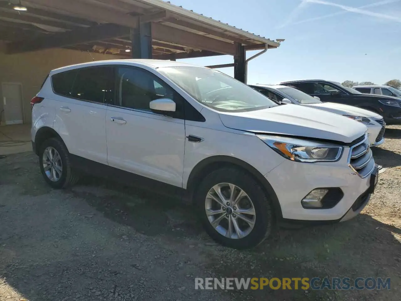 4 Фотография поврежденного автомобиля 1FMCU9GD4KUA26770 FORD ESCAPE 2019