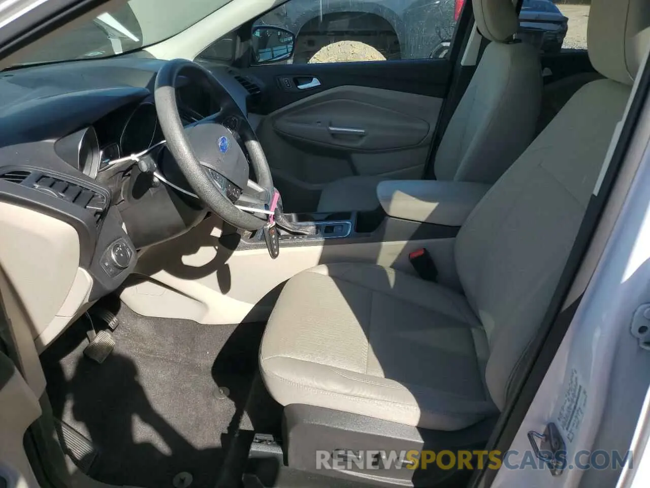 7 Фотография поврежденного автомобиля 1FMCU9GD4KUA26770 FORD ESCAPE 2019