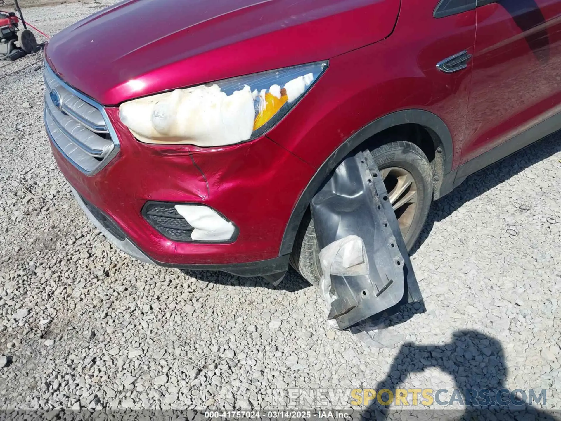 6 Фотография поврежденного автомобиля 1FMCU9GD4KUA96012 FORD ESCAPE 2019