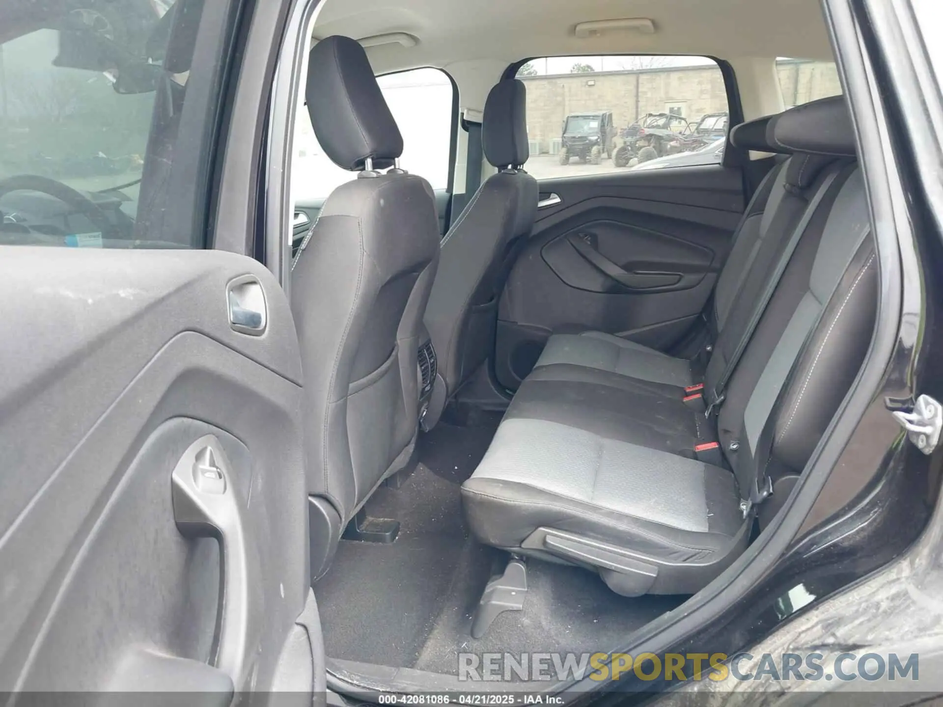 8 Фотография поврежденного автомобиля 1FMCU9GD4KUB44754 FORD ESCAPE 2019