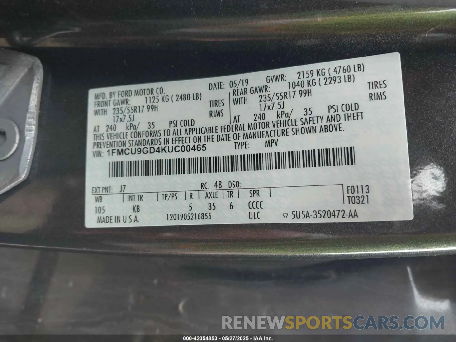 9 Photograph of a damaged car 1FMCU9GD4KUC00465 FORD ESCAPE 2019