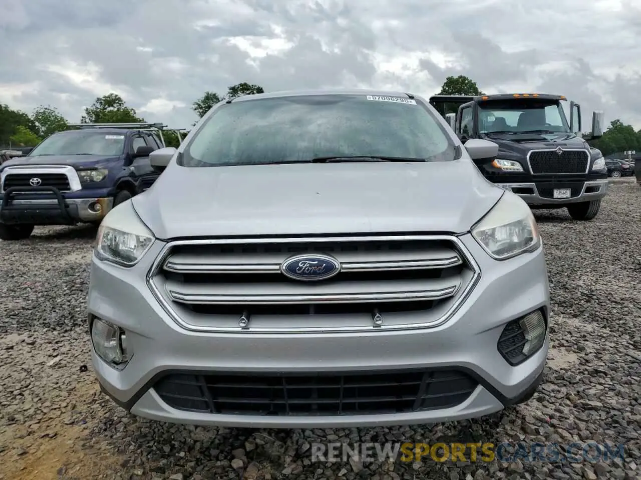 5 Фотография поврежденного автомобиля 1FMCU9GD5KUA01487 FORD ESCAPE 2019