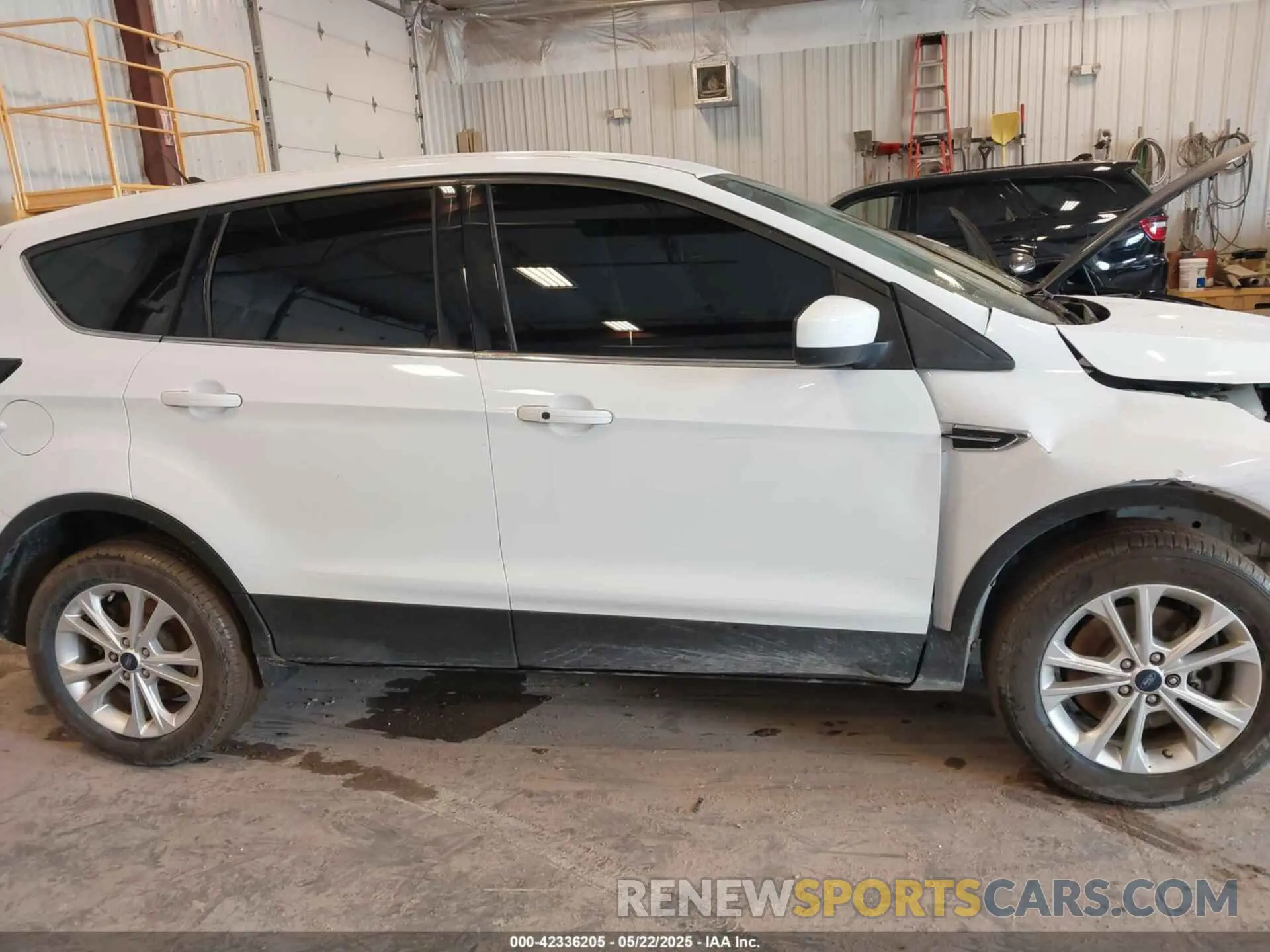 13 Фотография поврежденного автомобиля 1FMCU9GD5KUA04227 FORD ESCAPE 2019