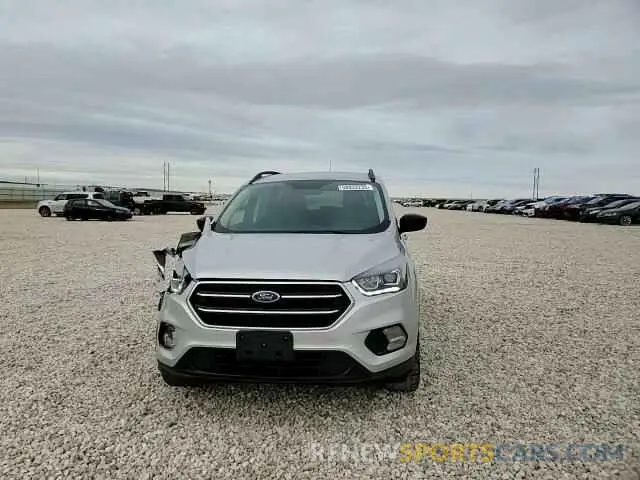10 Photograph of a damaged car 1FMCU9GD5KUA21450 FORD ESCAPE 2019