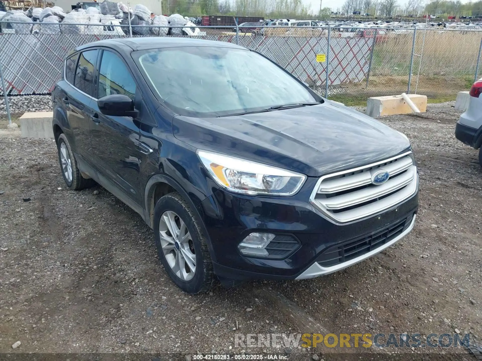 1 Photograph of a damaged car 1FMCU9GD5KUB25307 FORD ESCAPE 2019