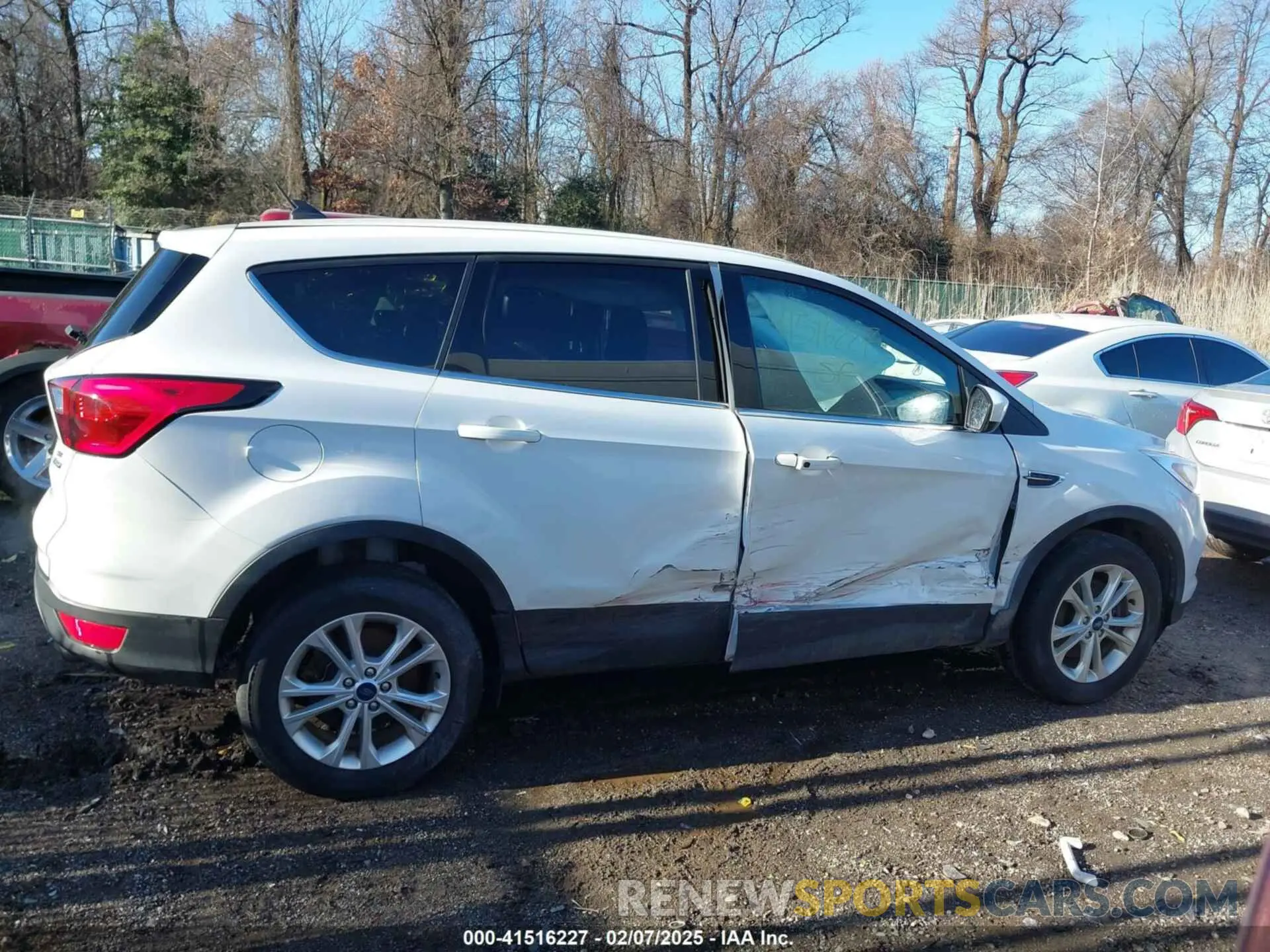 13 Фотография поврежденного автомобиля 1FMCU9GD5KUB53916 FORD ESCAPE 2019