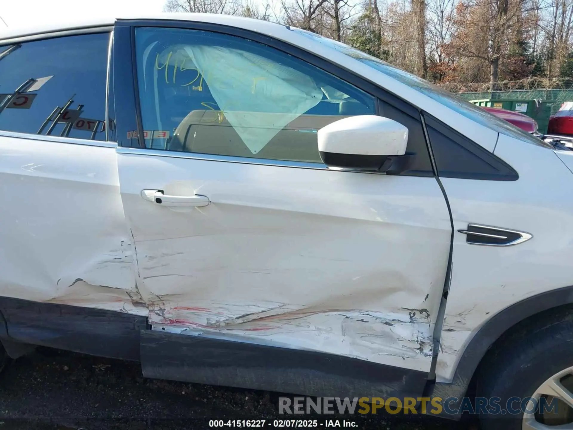 6 Фотография поврежденного автомобиля 1FMCU9GD5KUB53916 FORD ESCAPE 2019
