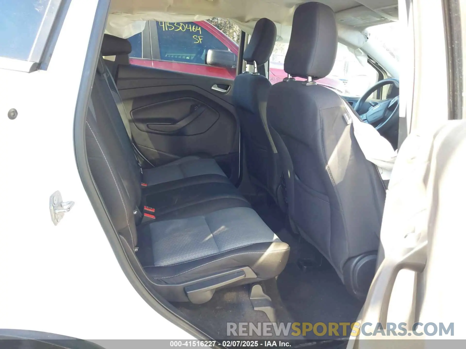 8 Фотография поврежденного автомобиля 1FMCU9GD5KUB53916 FORD ESCAPE 2019