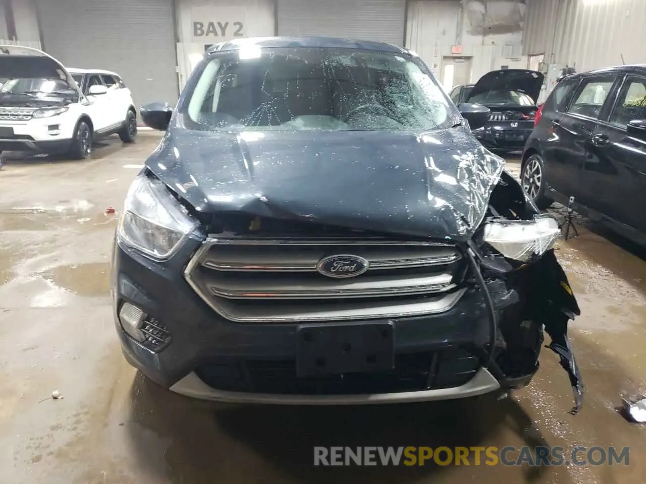 5 Фотография поврежденного автомобиля 1FMCU9GD5KUB74023 FORD ESCAPE 2019