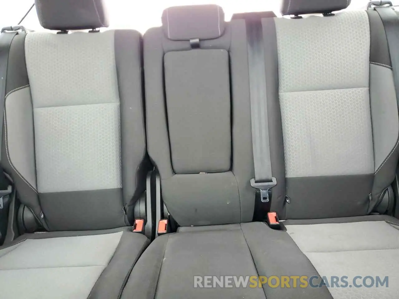 10 Фотография поврежденного автомобиля 1FMCU9GD5KUB78542 FORD ESCAPE 2019
