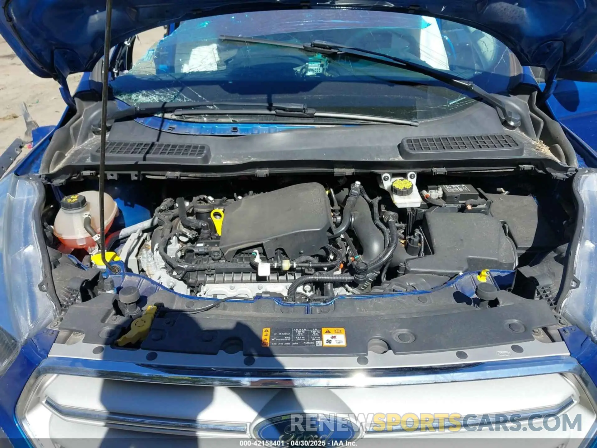 10 Photograph of a damaged car 1FMCU9GD5KUC17470 FORD ESCAPE 2019