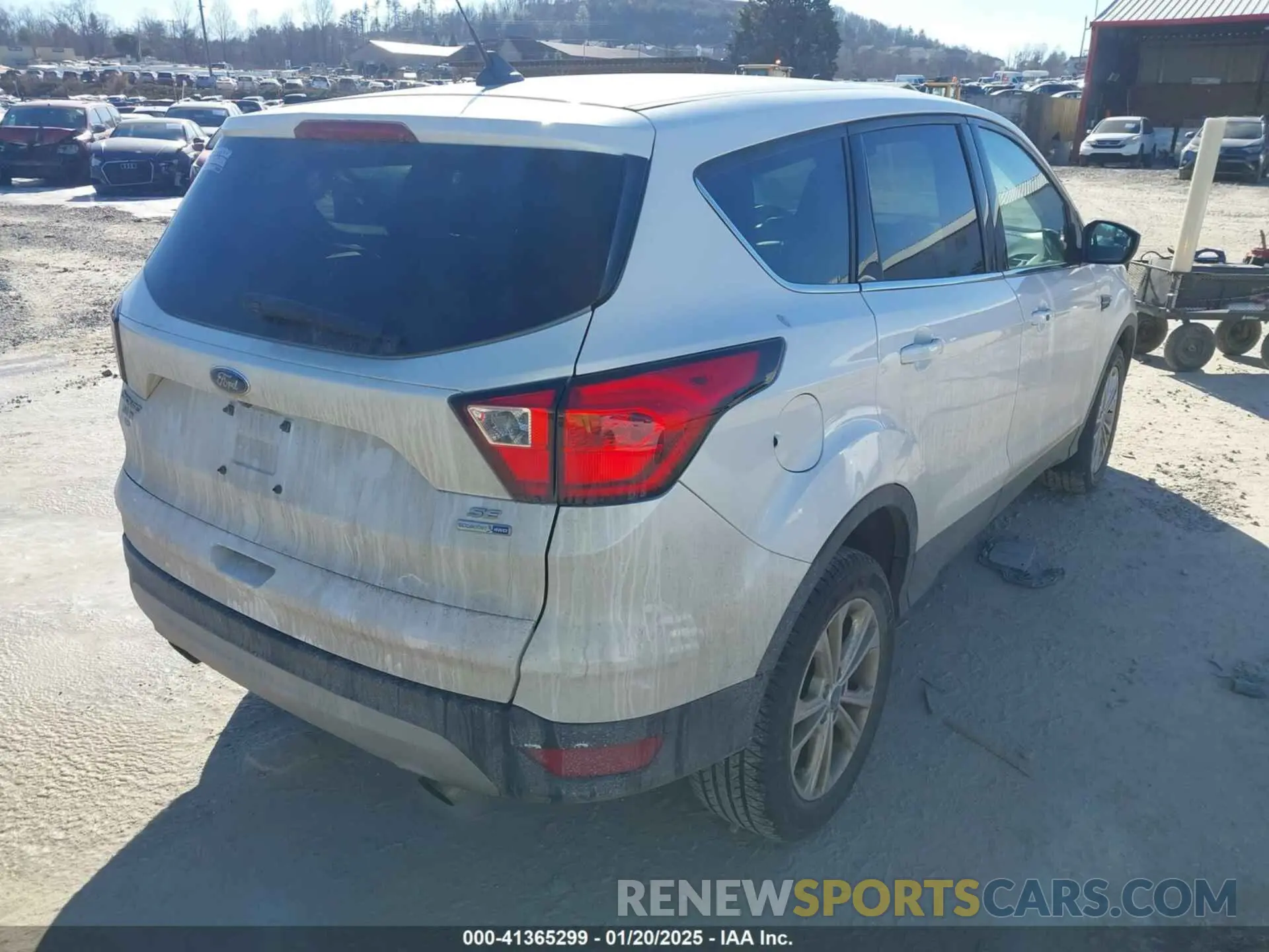 4 Фотография поврежденного автомобиля 1FMCU9GD5KUC24497 FORD ESCAPE 2019