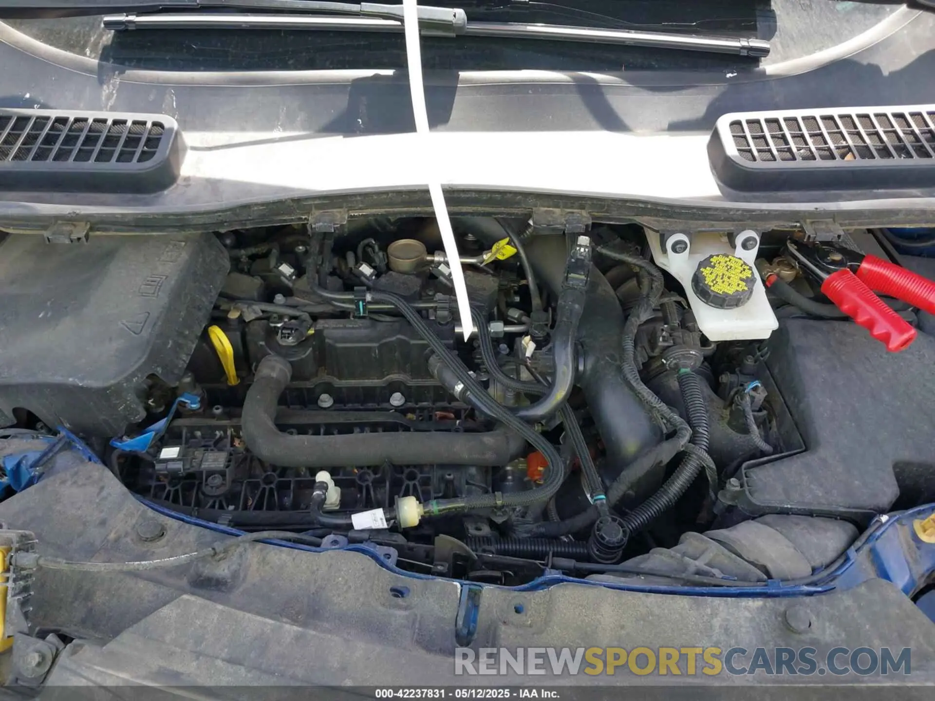 10 Photograph of a damaged car 1FMCU9GD5KUC48900 FORD ESCAPE 2019
