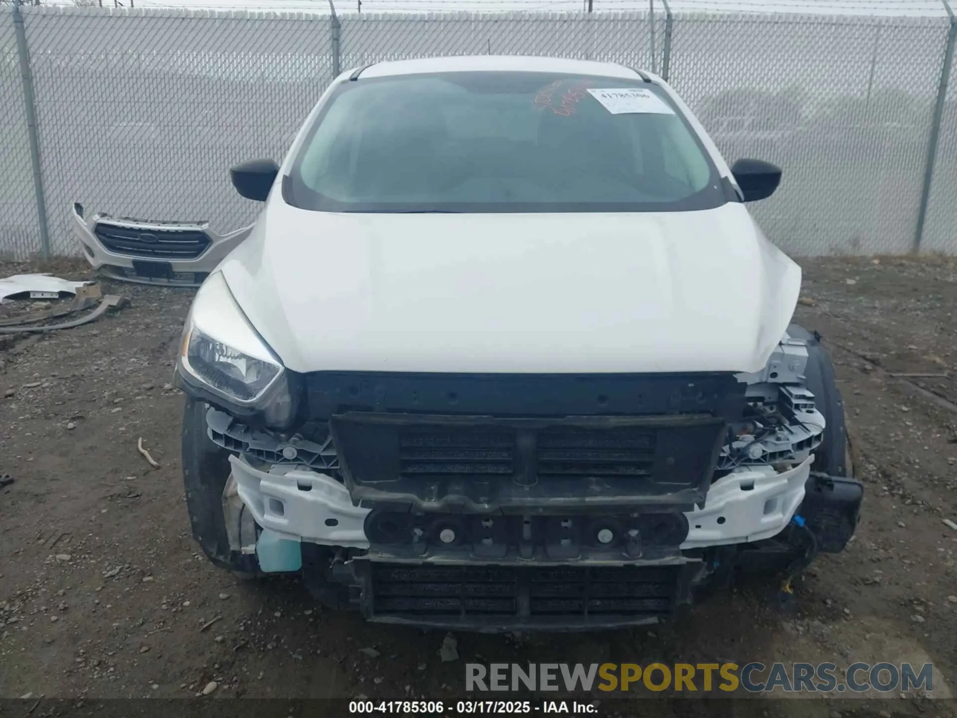 6 Photograph of a damaged car 1FMCU9GD6KUA41674 FORD ESCAPE 2019