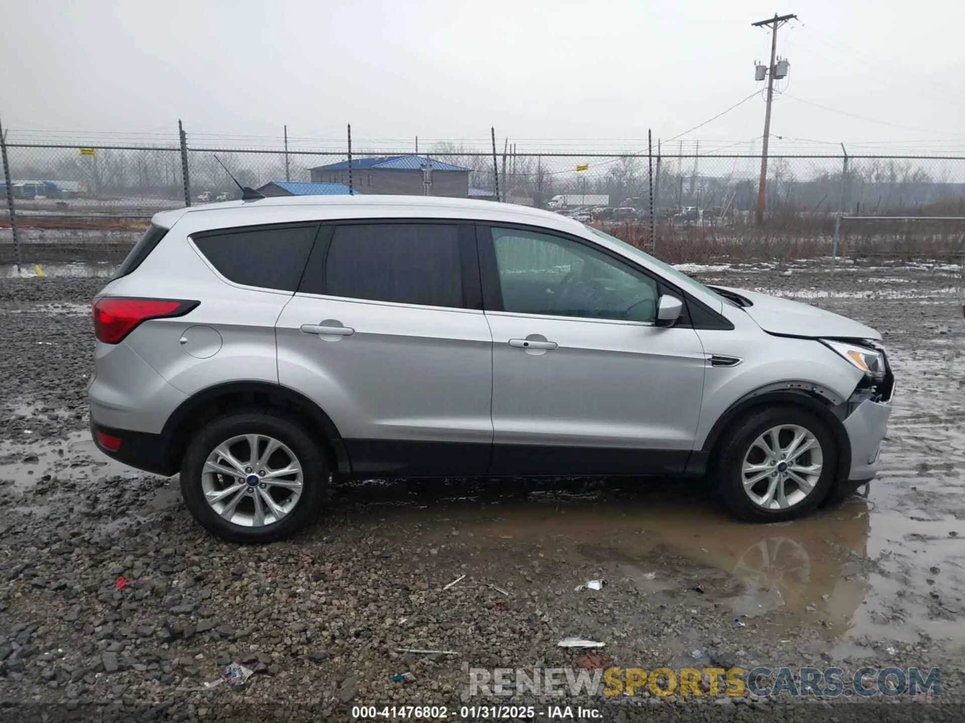 13 Photograph of a damaged car 1FMCU9GD6KUB22822 FORD ESCAPE 2019