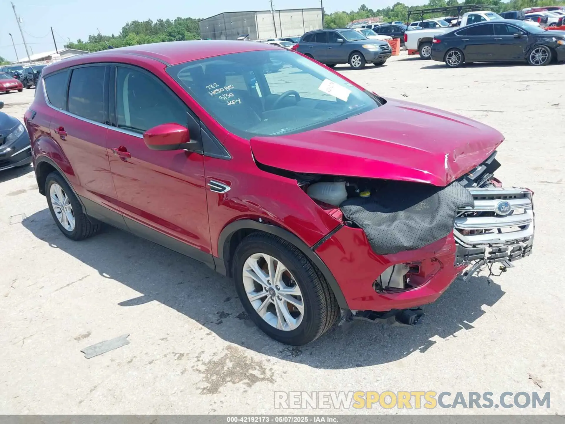 1 Photograph of a damaged car 1FMCU9GD6KUB24800 FORD ESCAPE 2019