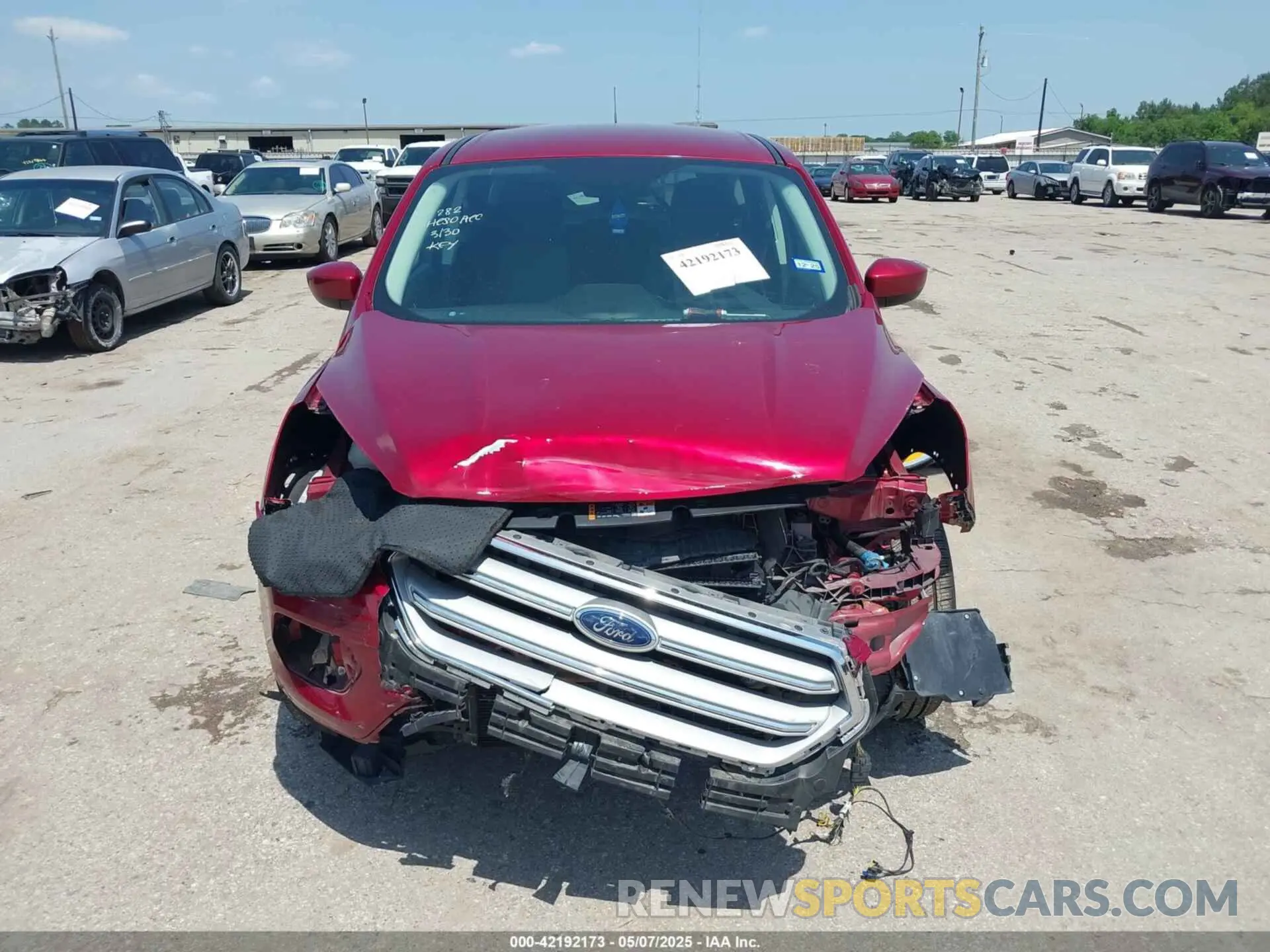 13 Photograph of a damaged car 1FMCU9GD6KUB24800 FORD ESCAPE 2019