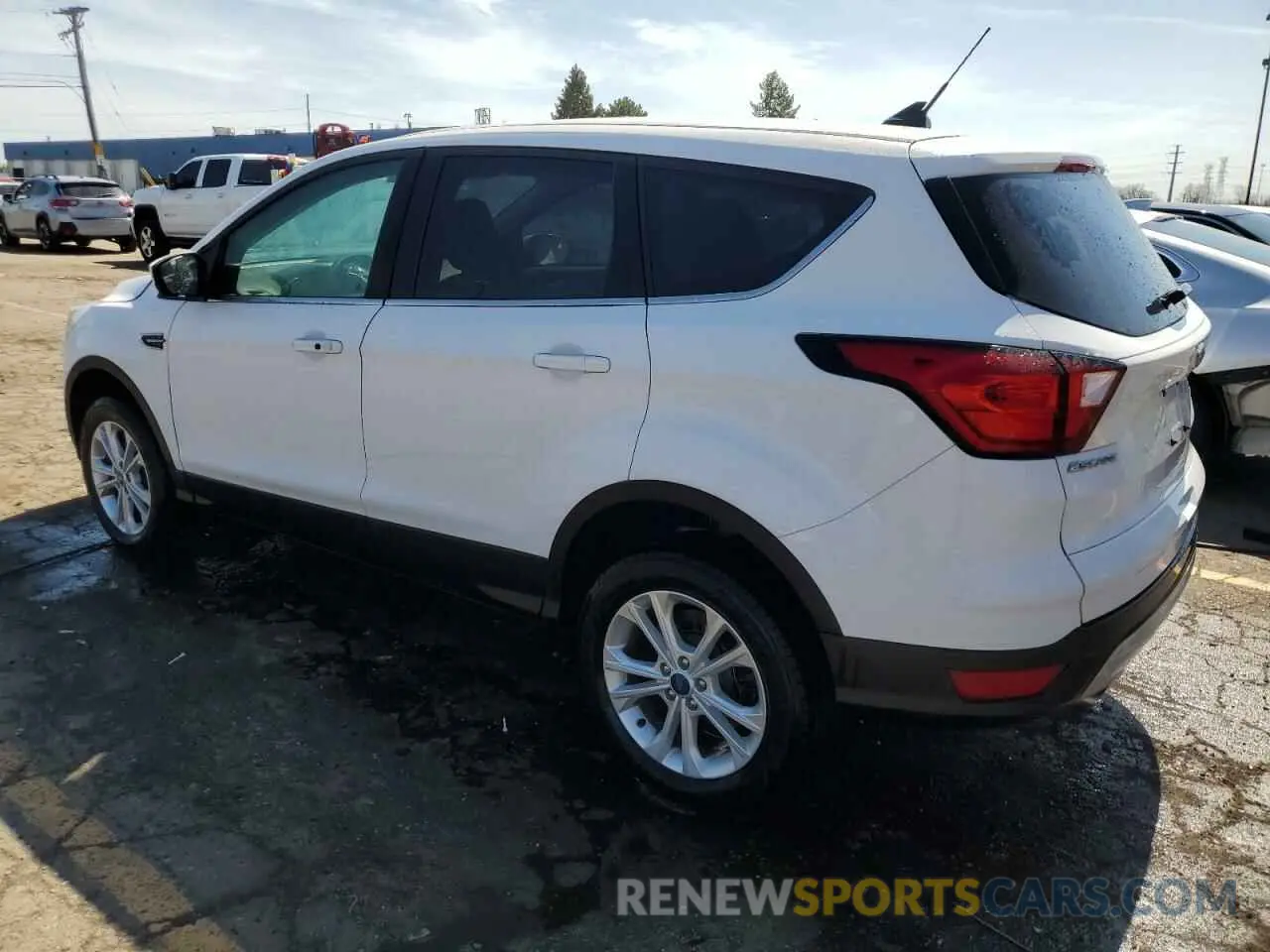 2 Фотография поврежденного автомобиля 1FMCU9GD6KUB85600 FORD ESCAPE 2019
