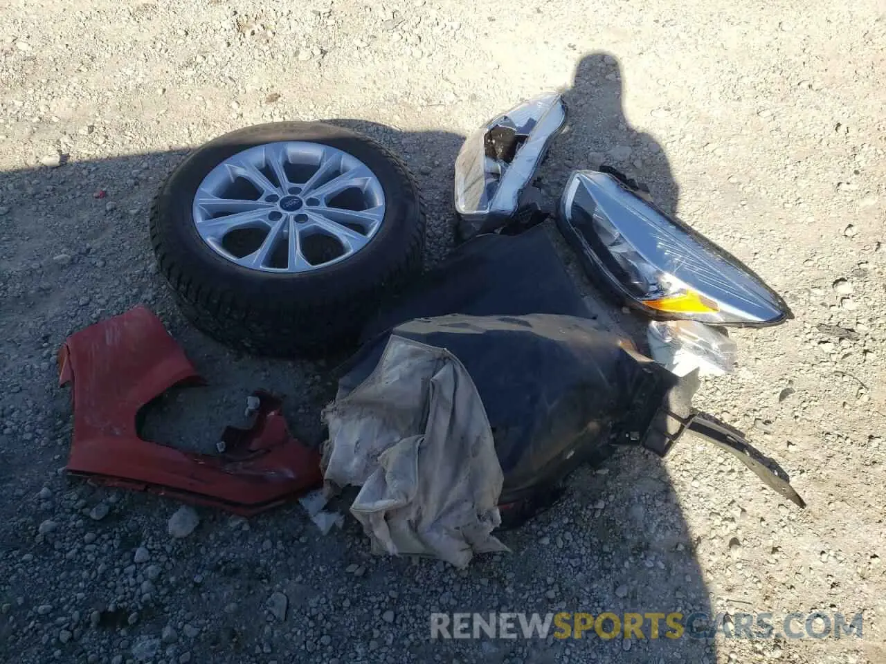 13 Photograph of a damaged car 1FMCU9GD6KUC10866 FORD ESCAPE 2019