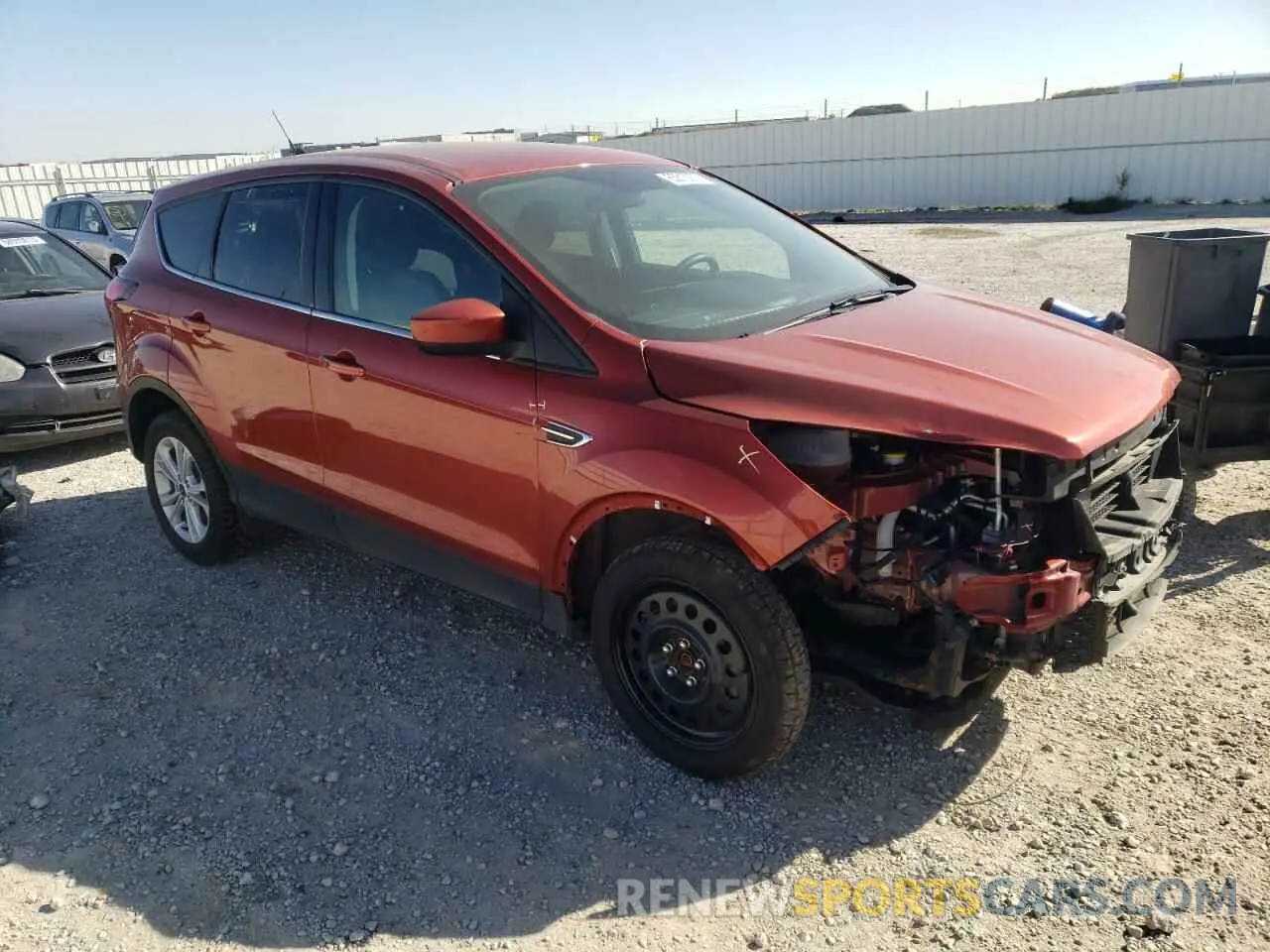 4 Photograph of a damaged car 1FMCU9GD6KUC10866 FORD ESCAPE 2019