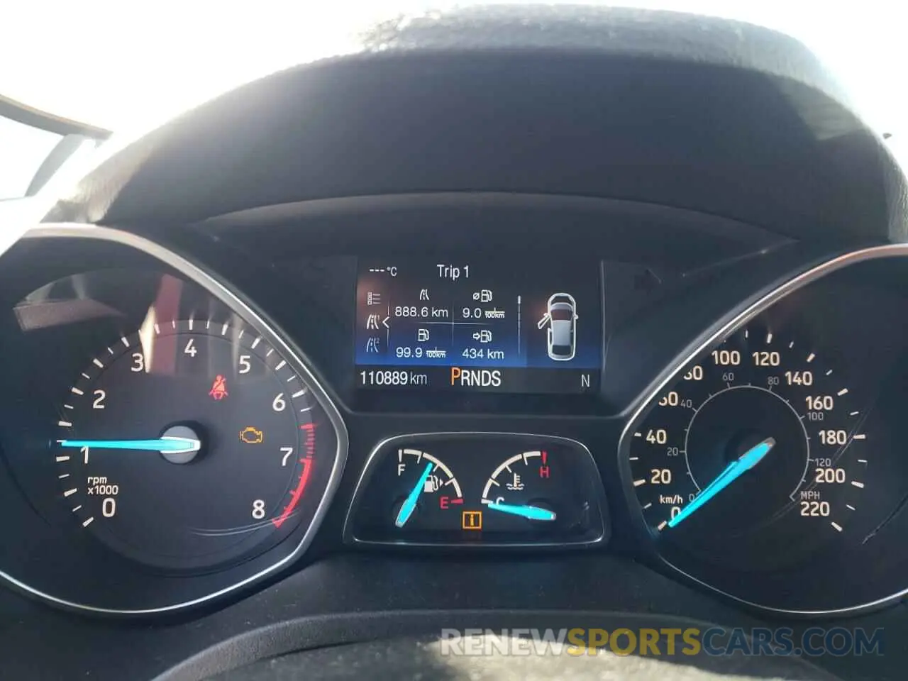 9 Photograph of a damaged car 1FMCU9GD6KUC10866 FORD ESCAPE 2019