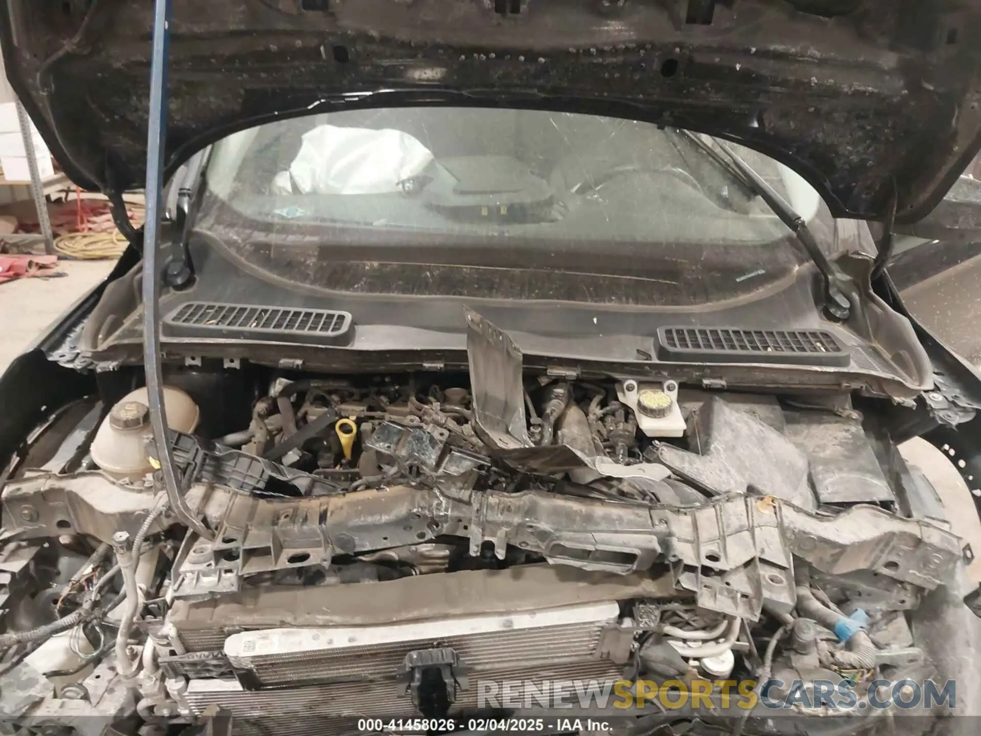 10 Photograph of a damaged car 1FMCU9GD7KUA35219 FORD ESCAPE 2019