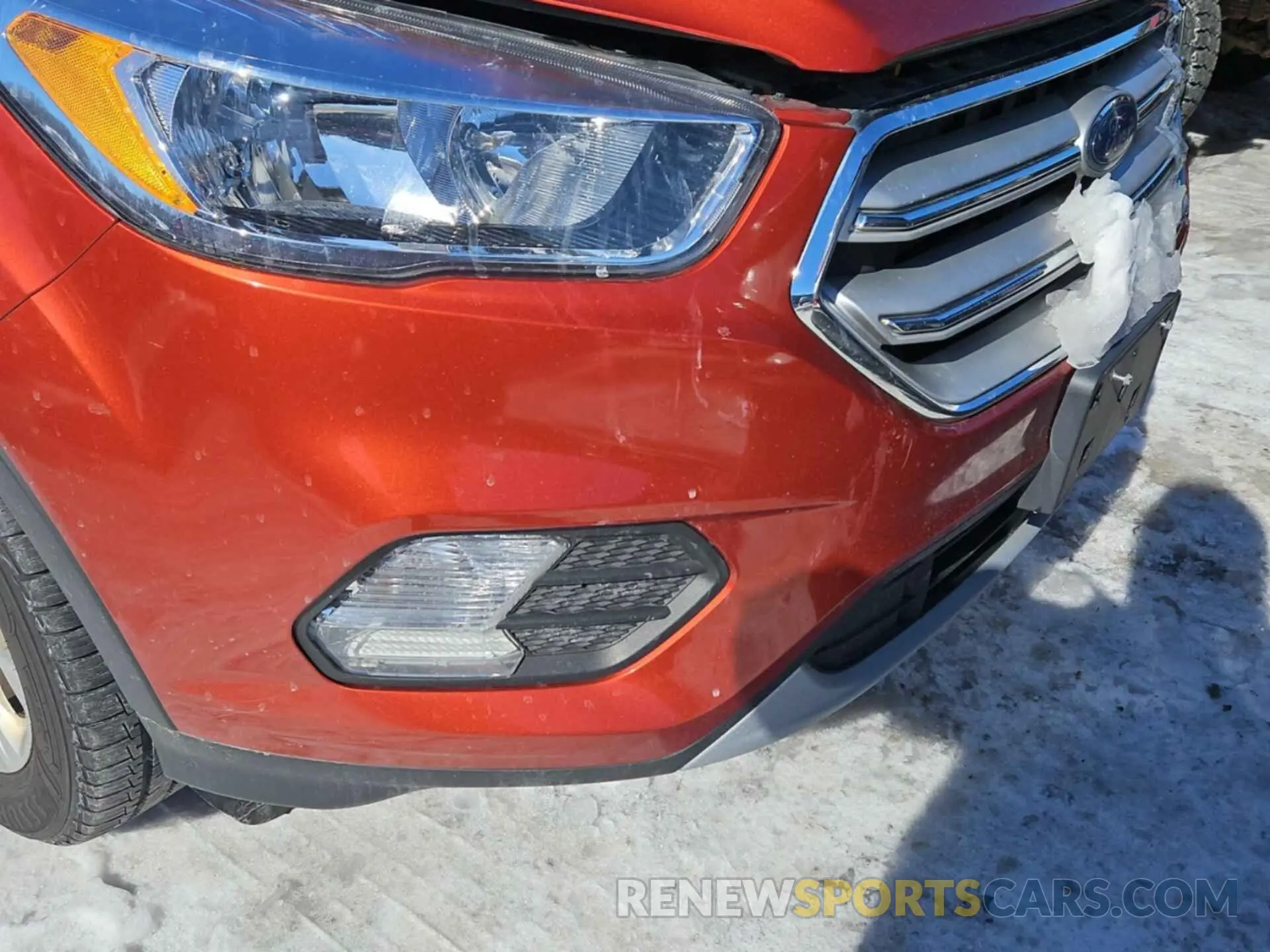 25 Photograph of a damaged car 1FMCU9GD7KUA42669 FORD ESCAPE 2019
