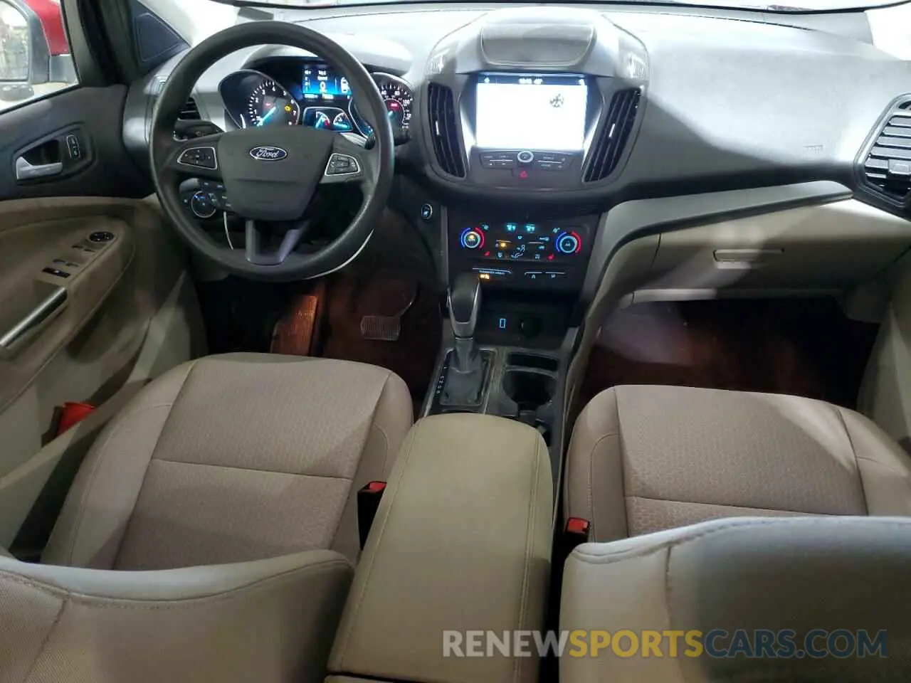 8 Фотография поврежденного автомобиля 1FMCU9GD7KUA91628 FORD ESCAPE 2019