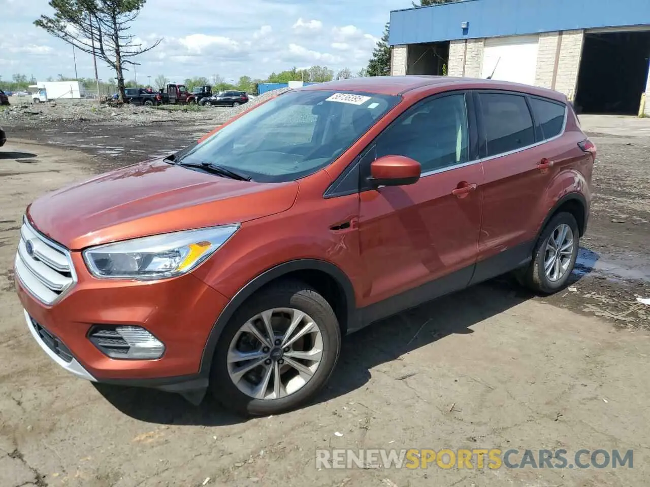 1 Фотография поврежденного автомобиля 1FMCU9GD7KUC00377 FORD ESCAPE 2019