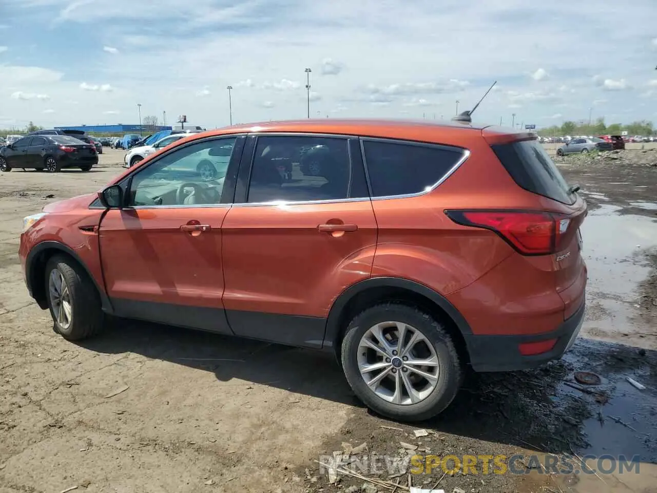 2 Фотография поврежденного автомобиля 1FMCU9GD7KUC00377 FORD ESCAPE 2019