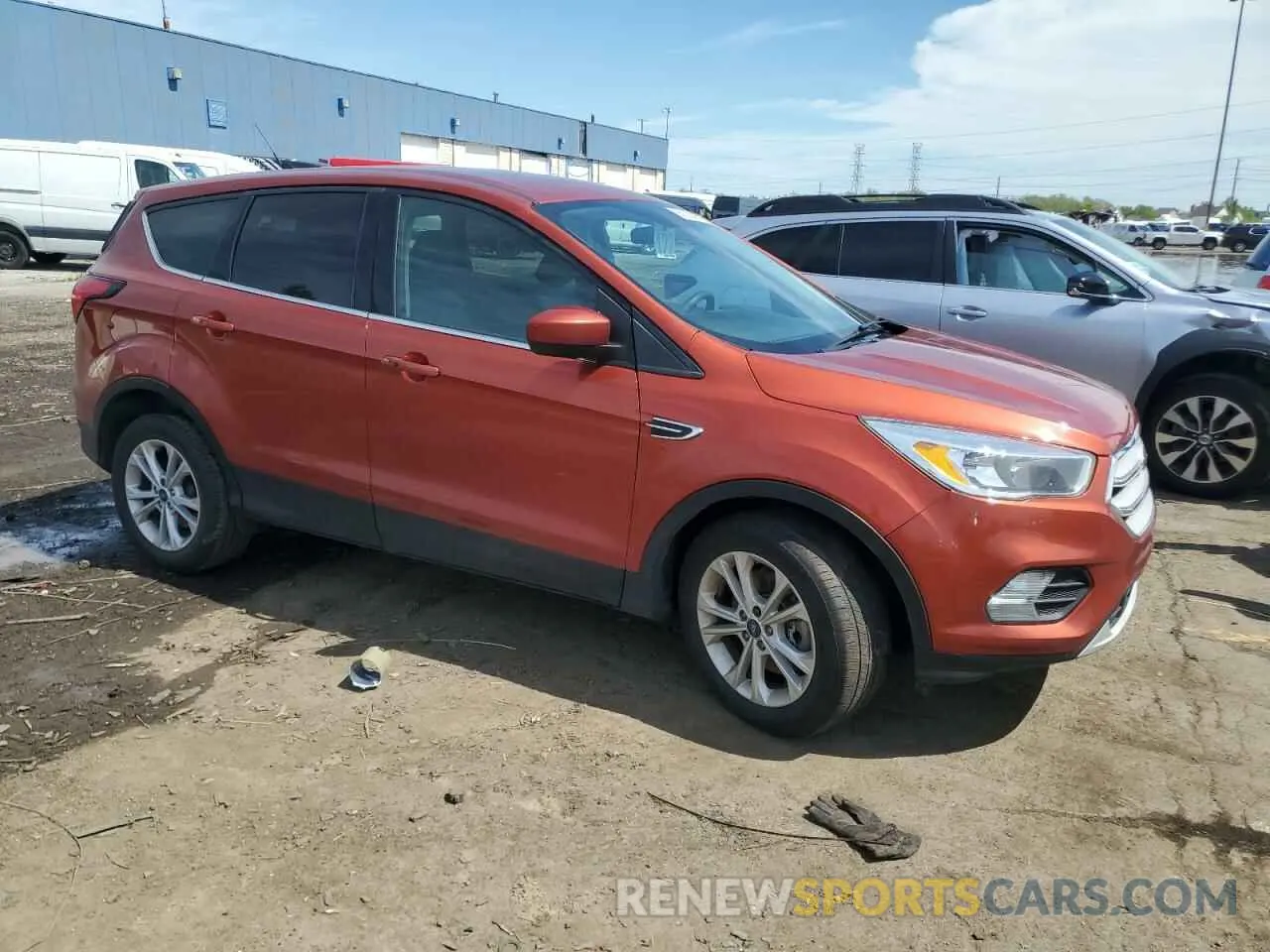 4 Фотография поврежденного автомобиля 1FMCU9GD7KUC00377 FORD ESCAPE 2019