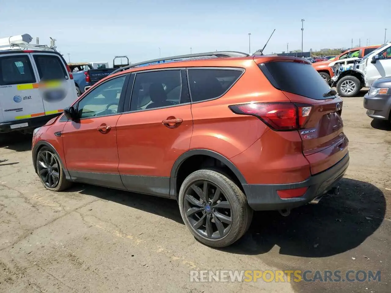 2 Photograph of a damaged car 1FMCU9GD7KUC00976 FORD ESCAPE 2019