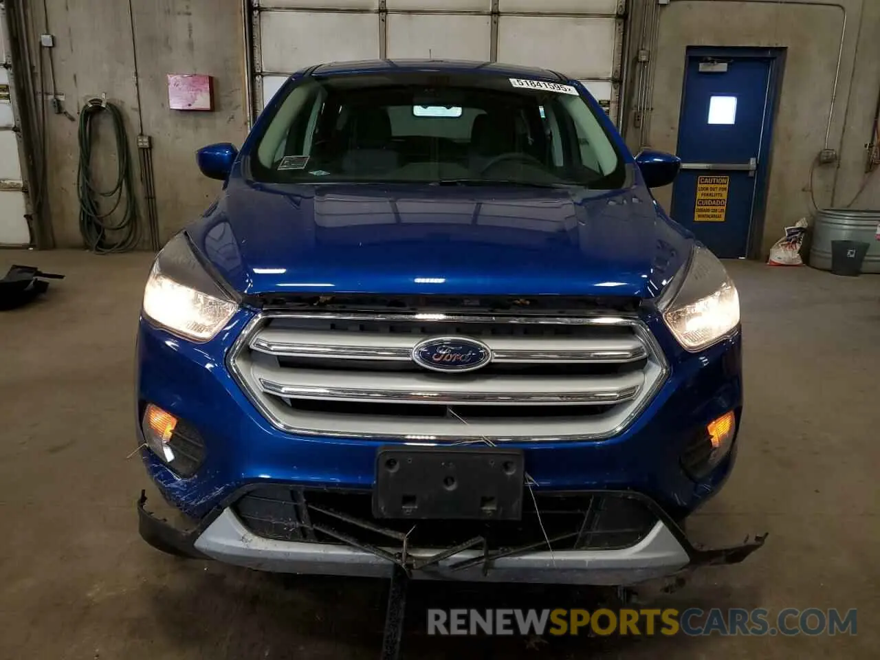 5 Photograph of a damaged car 1FMCU9GD8KUA27095 FORD ESCAPE 2019