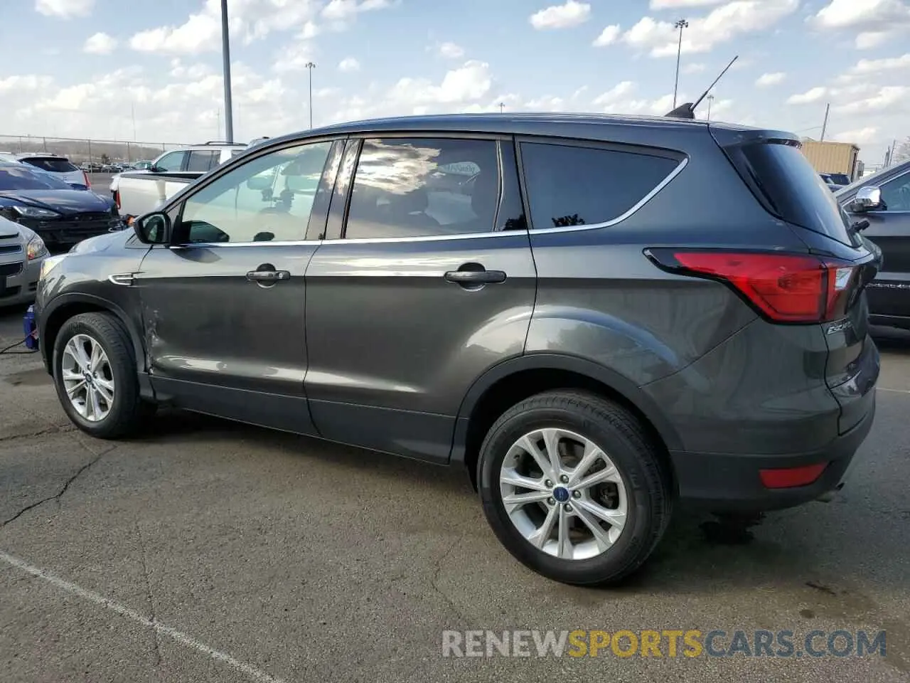 2 Photograph of a damaged car 1FMCU9GD8KUA30952 FORD ESCAPE 2019
