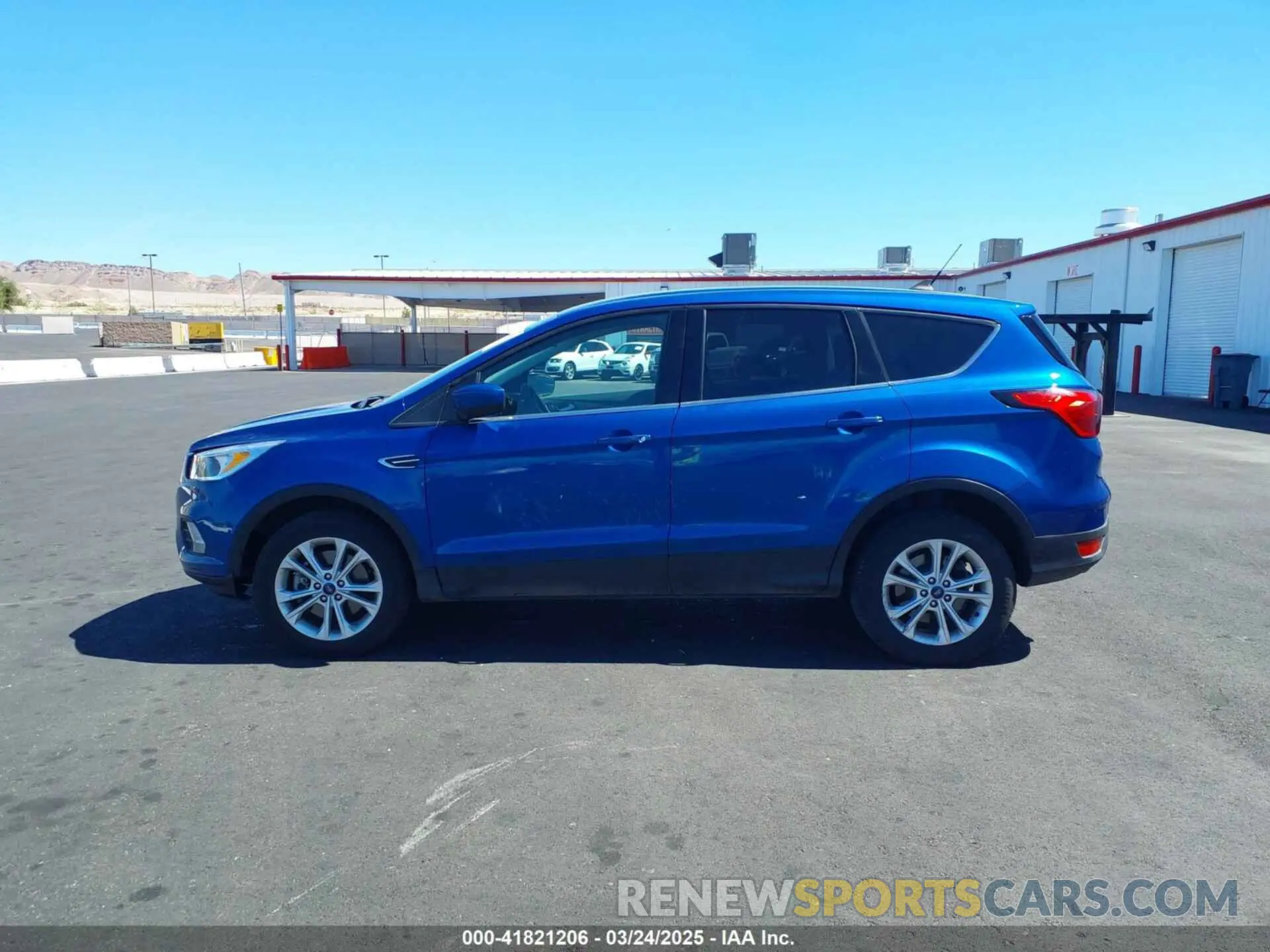 14 Фотография поврежденного автомобиля 1FMCU9GD8KUB15659 FORD ESCAPE 2019