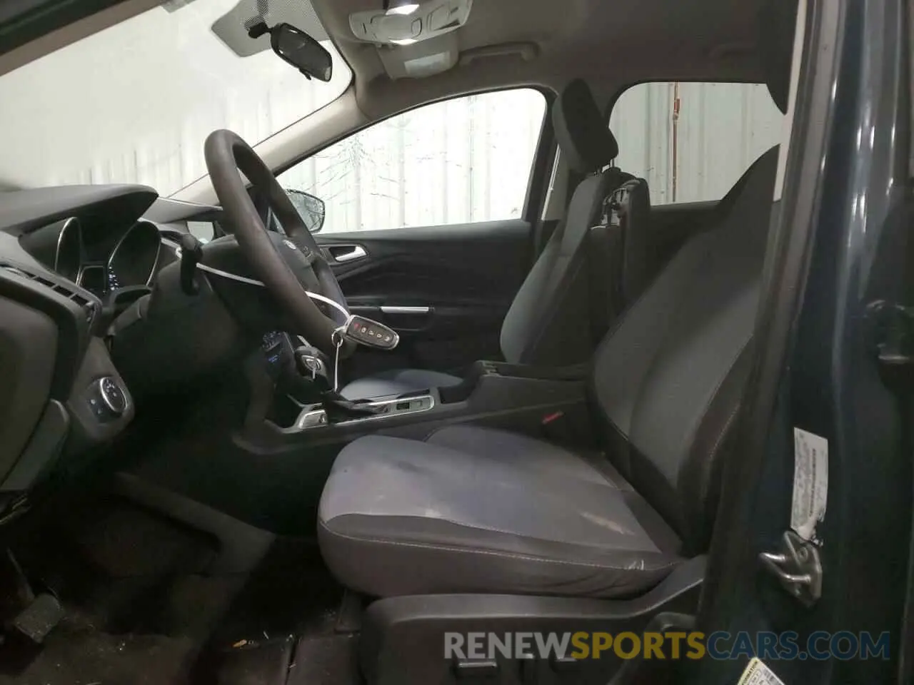 7 Photograph of a damaged car 1FMCU9GD8KUB54347 FORD ESCAPE 2019