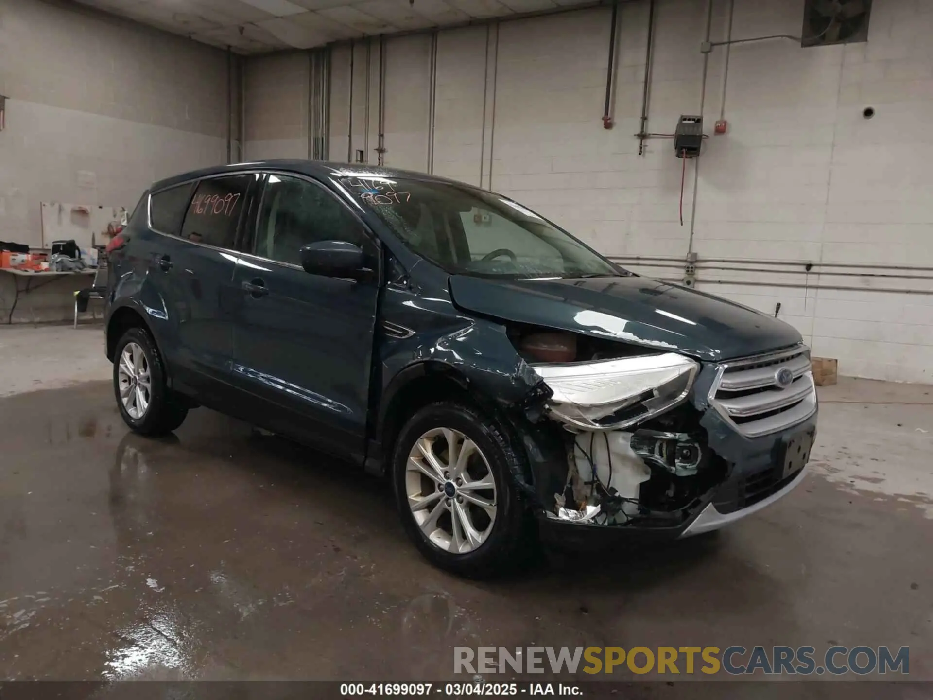 1 Фотография поврежденного автомобиля 1FMCU9GD8KUC42816 FORD ESCAPE 2019