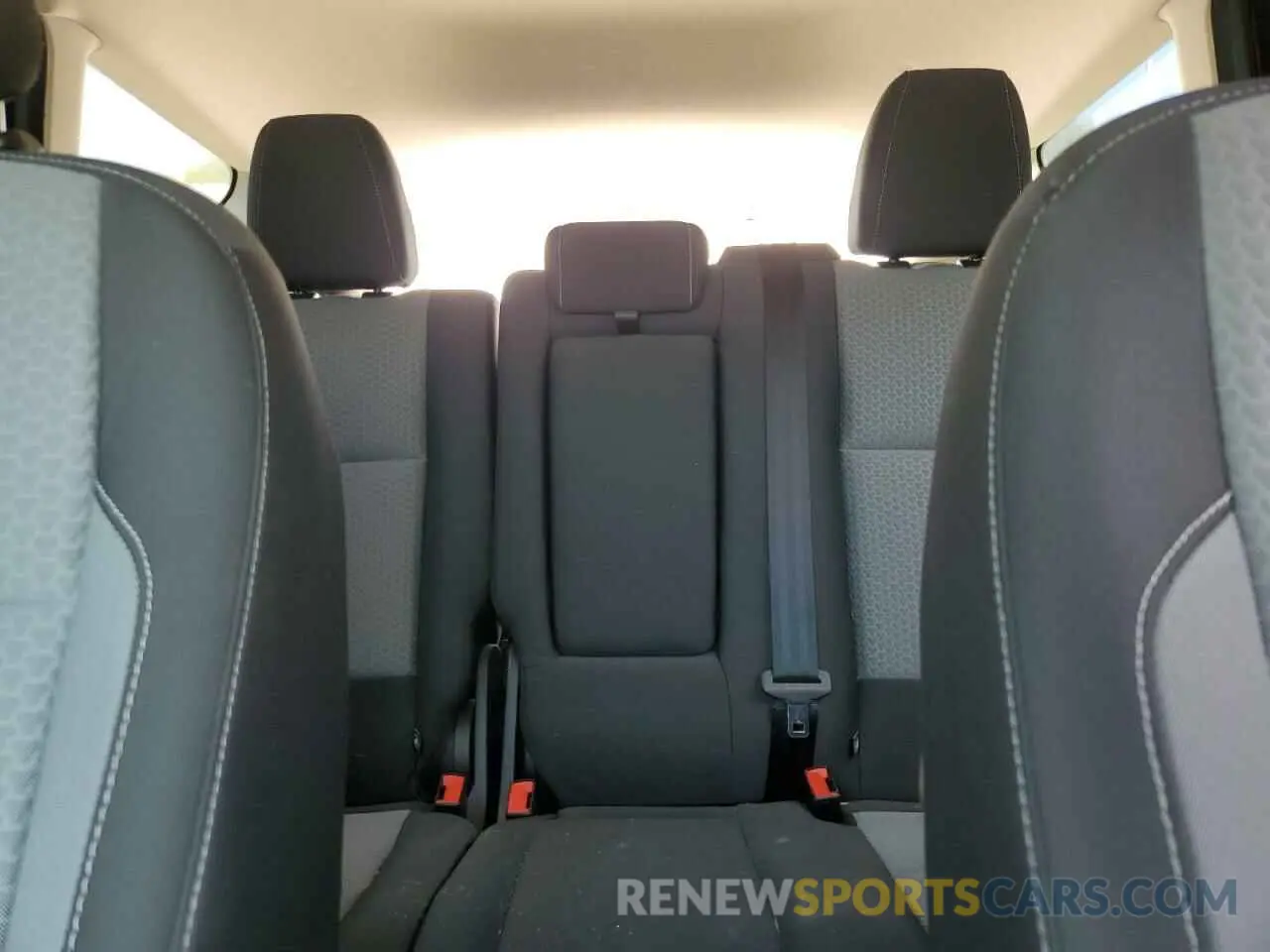 10 Фотография поврежденного автомобиля 1FMCU9GD8KUC49085 FORD ESCAPE 2019