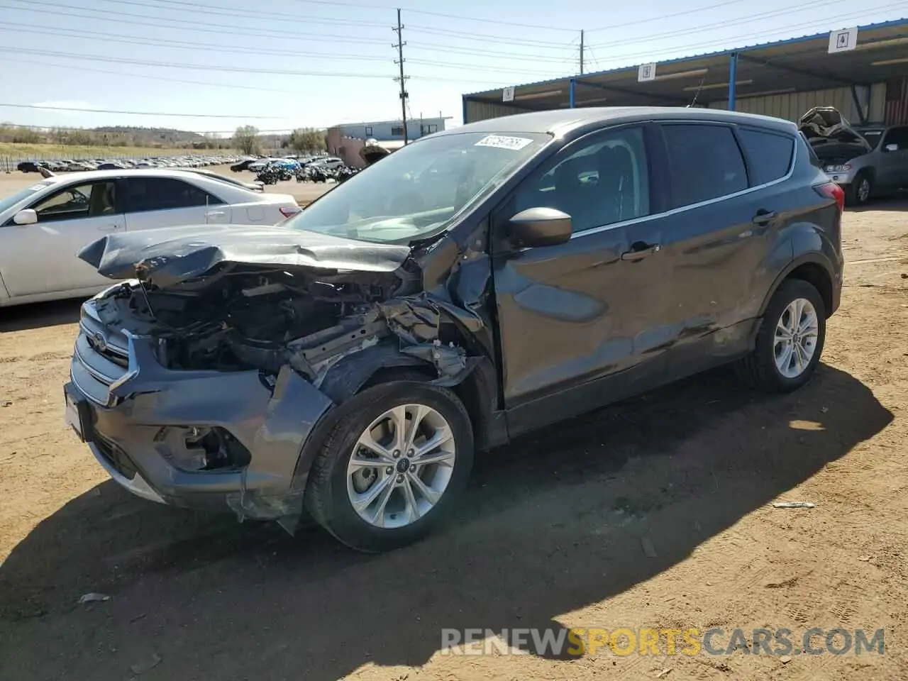 1 Photograph of a damaged car 1FMCU9GD8KUC53475 FORD ESCAPE 2019