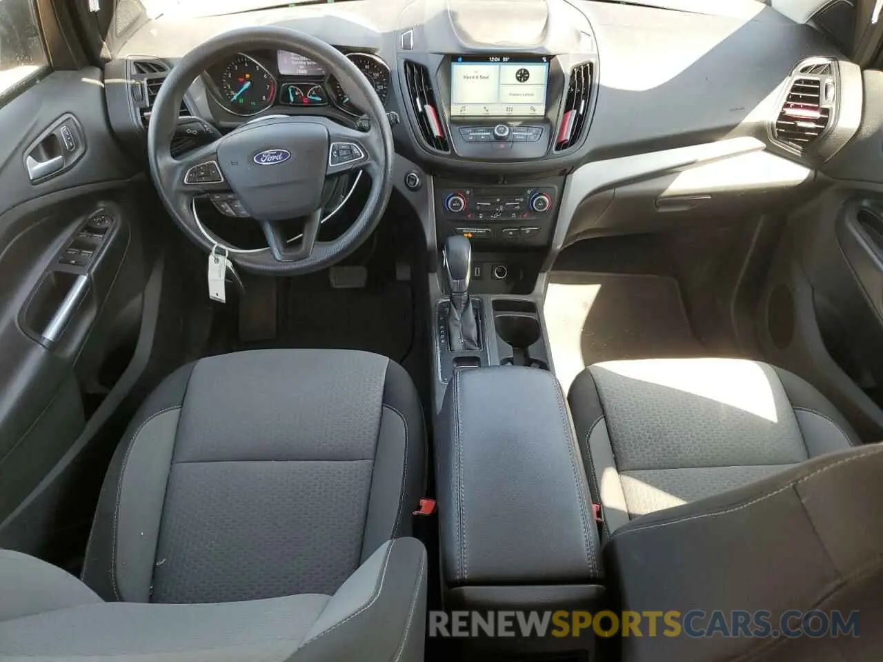 8 Photograph of a damaged car 1FMCU9GD8KUC53475 FORD ESCAPE 2019