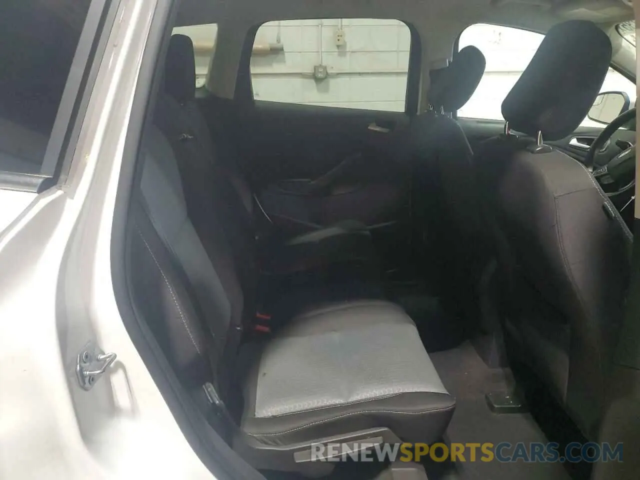 11 Фотография поврежденного автомобиля 1FMCU9GD9KUA05798 FORD ESCAPE 2019