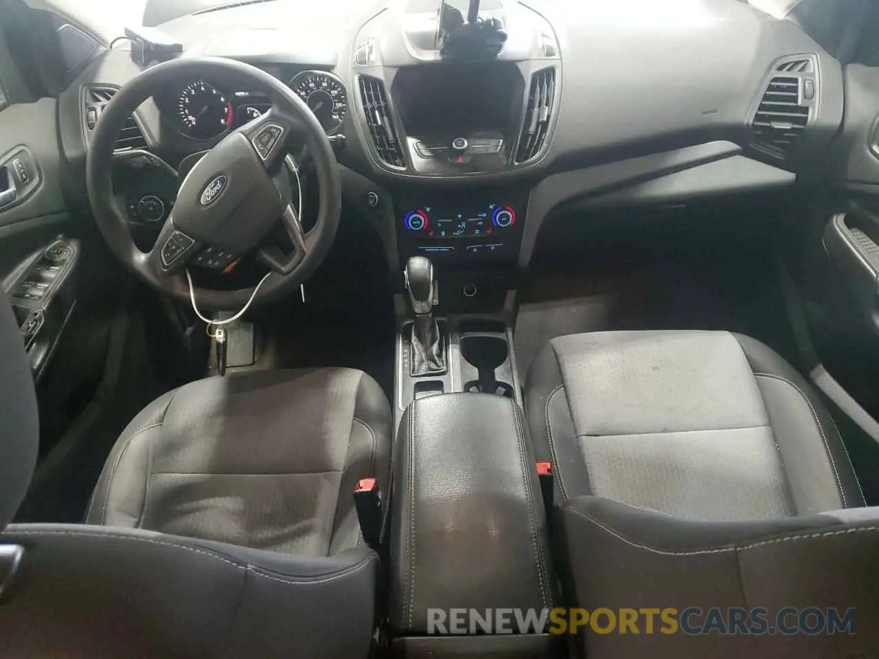 8 Фотография поврежденного автомобиля 1FMCU9GD9KUA05798 FORD ESCAPE 2019