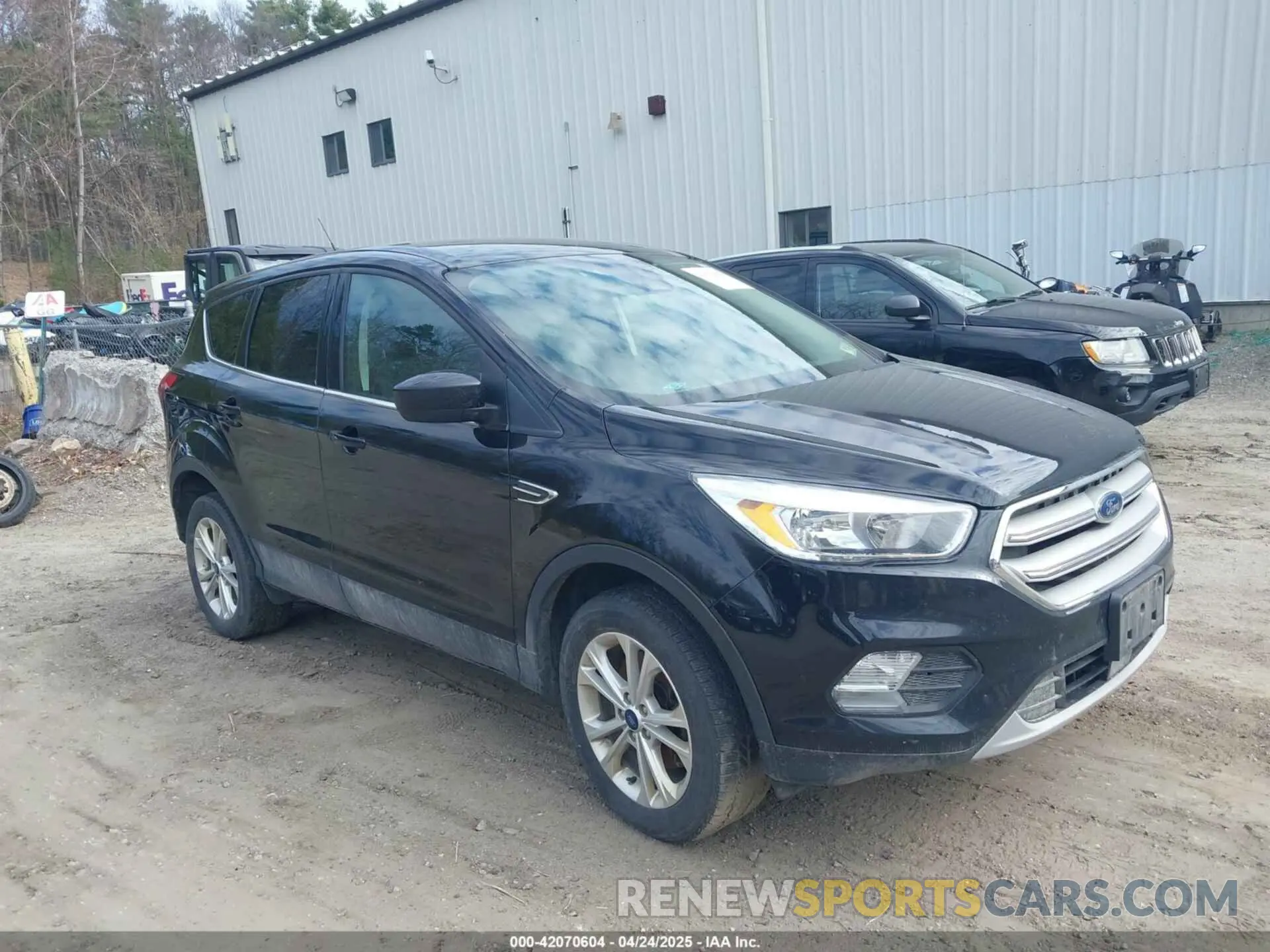1 Photograph of a damaged car 1FMCU9GD9KUA66116 FORD ESCAPE 2019