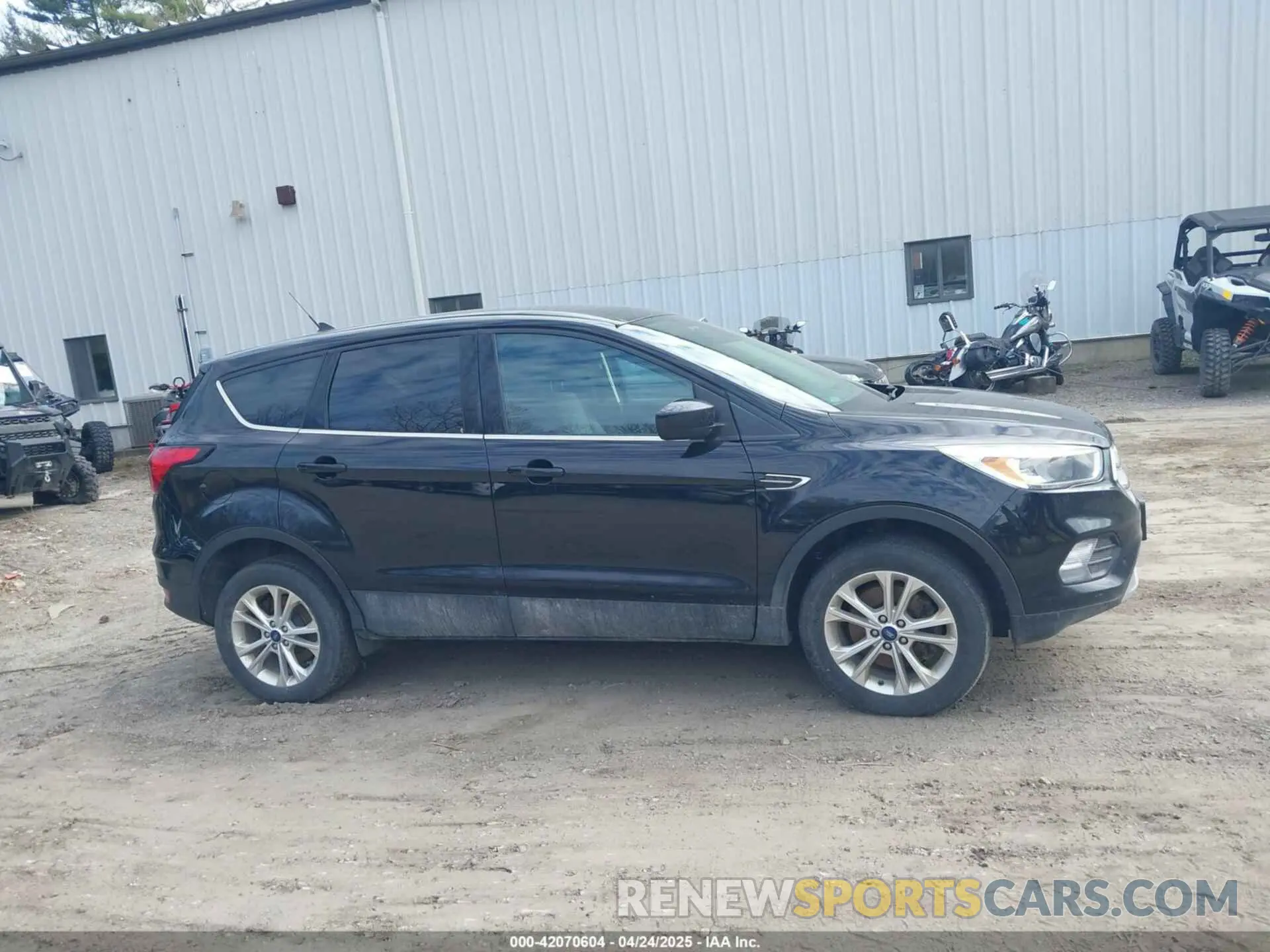 13 Photograph of a damaged car 1FMCU9GD9KUA66116 FORD ESCAPE 2019