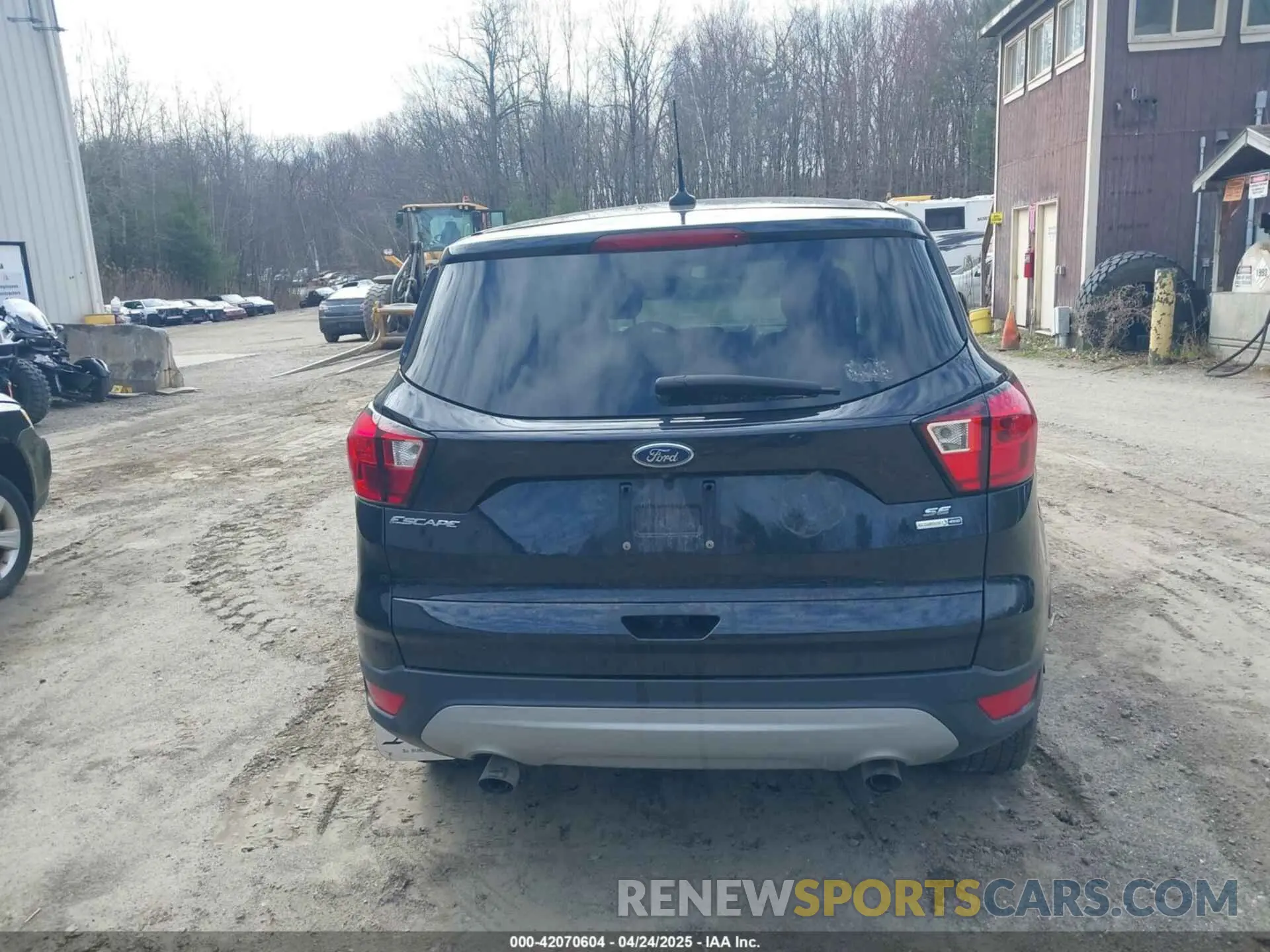 16 Photograph of a damaged car 1FMCU9GD9KUA66116 FORD ESCAPE 2019