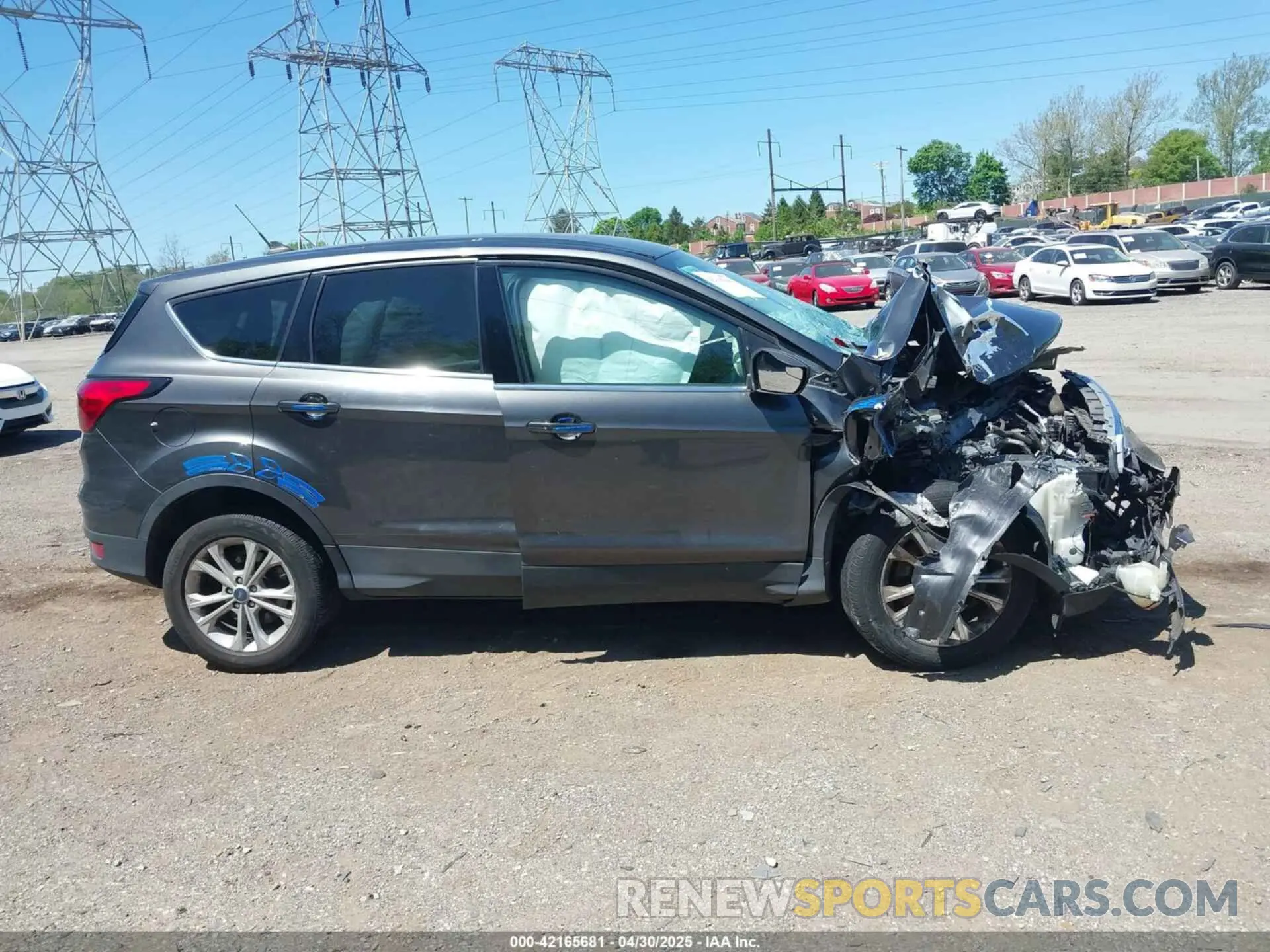 13 Фотография поврежденного автомобиля 1FMCU9GD9KUA70330 FORD ESCAPE 2019