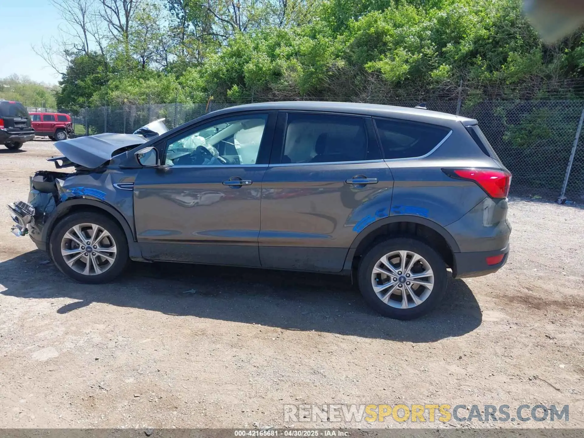14 Фотография поврежденного автомобиля 1FMCU9GD9KUA70330 FORD ESCAPE 2019