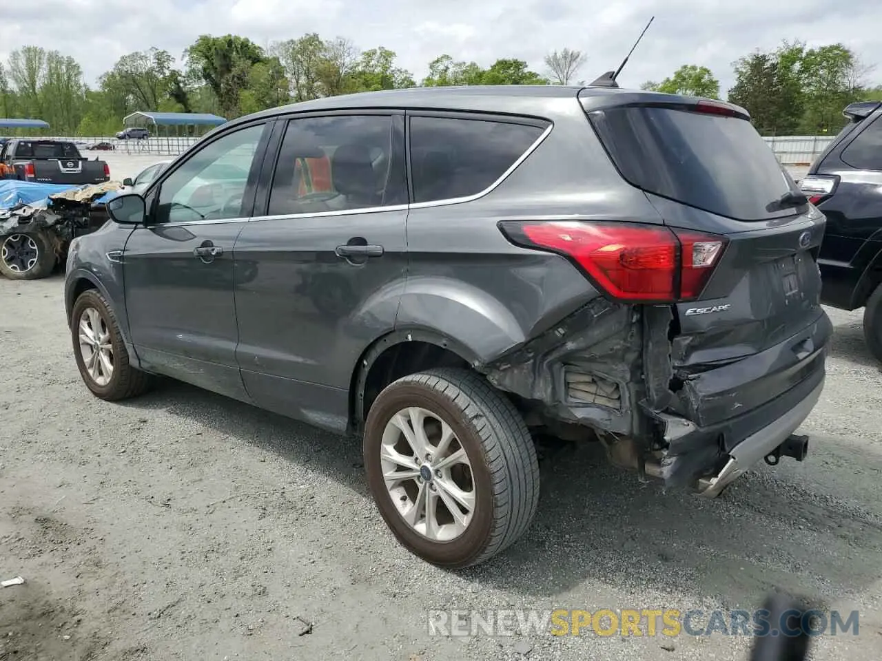 2 Фотография поврежденного автомобиля 1FMCU9GD9KUA84311 FORD ESCAPE 2019