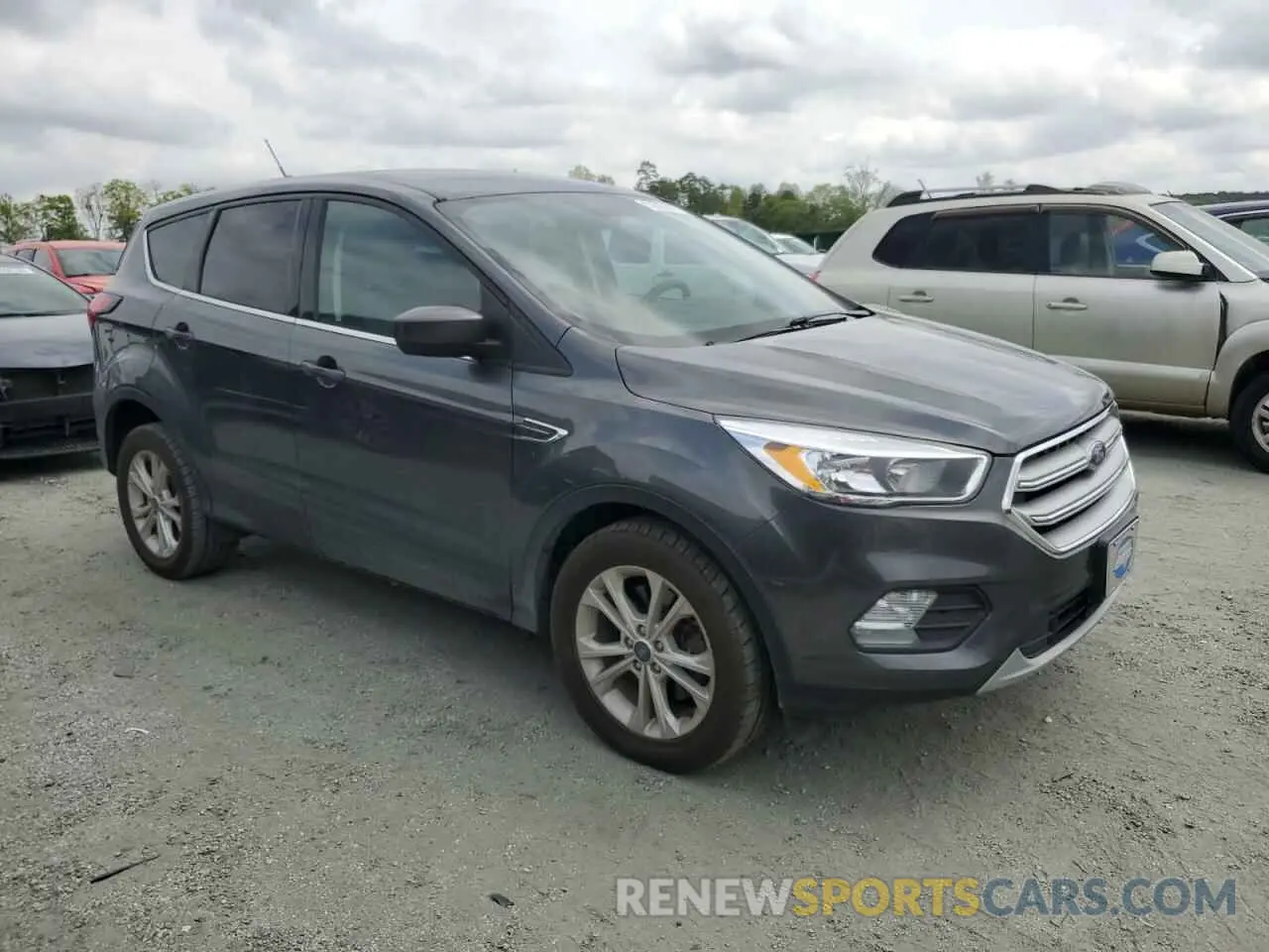 4 Фотография поврежденного автомобиля 1FMCU9GD9KUA84311 FORD ESCAPE 2019